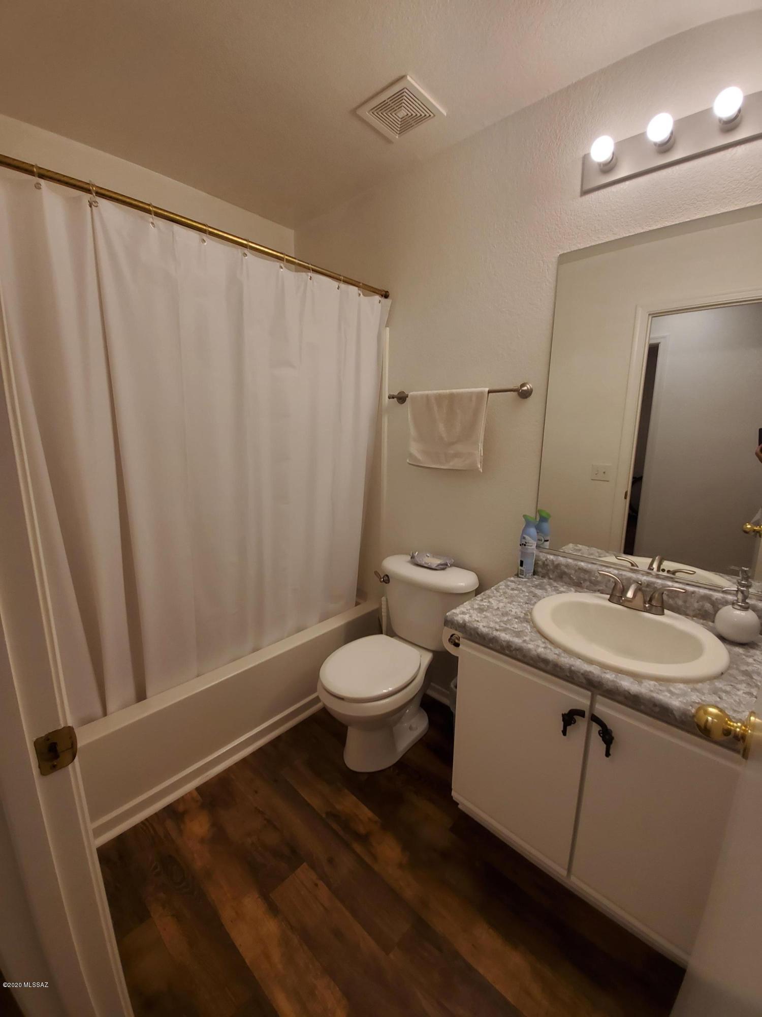 Fairway Groves (420-460) - Residential