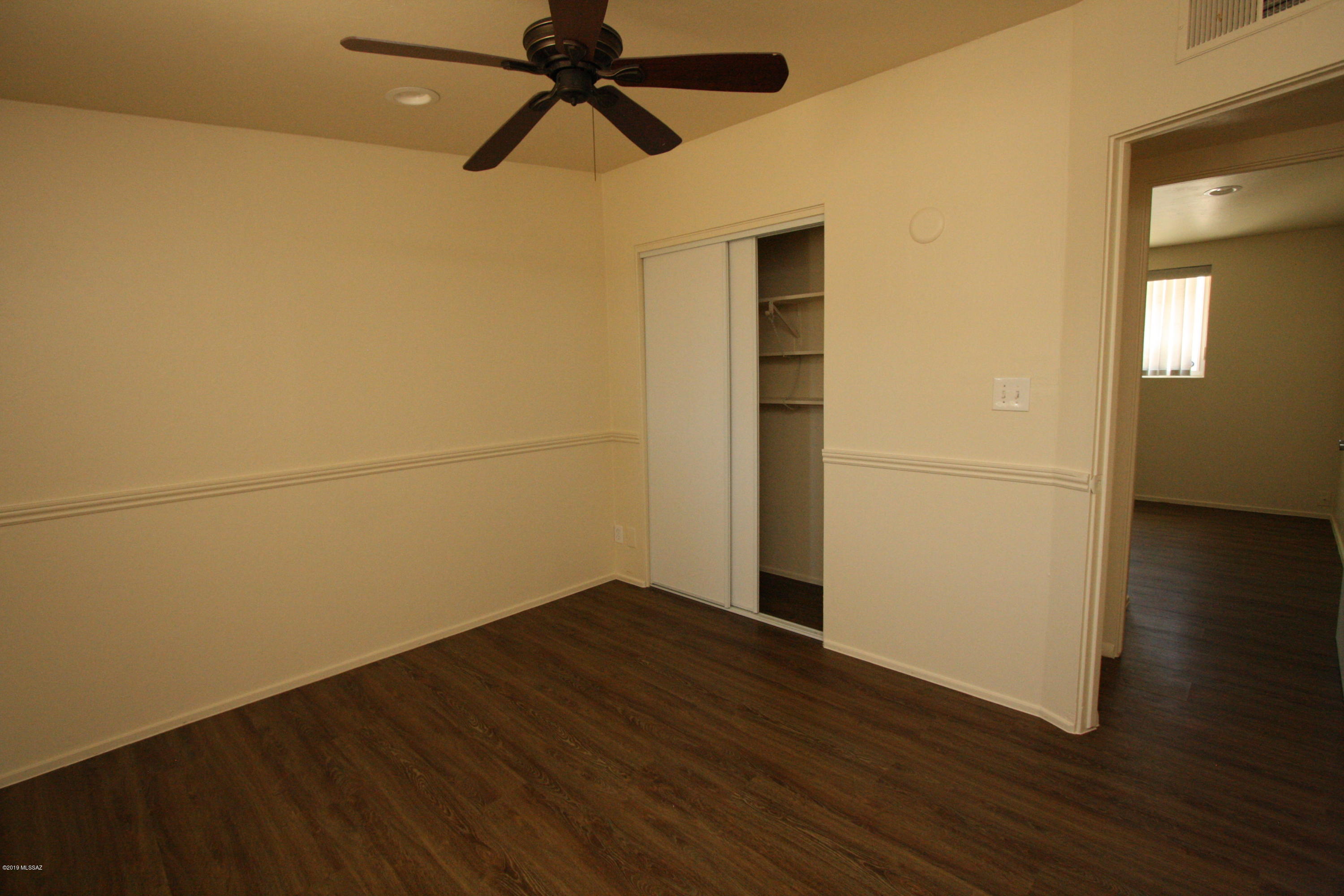 Cottonwood Manor - Residential Lease
