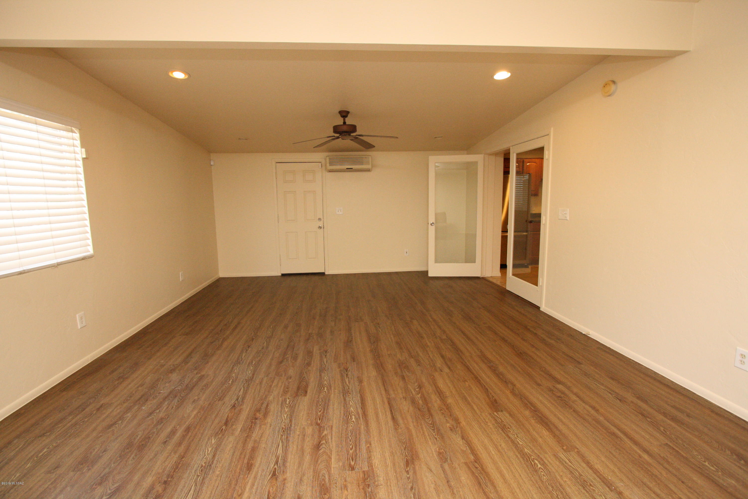 Cottonwood Manor - Residential Lease