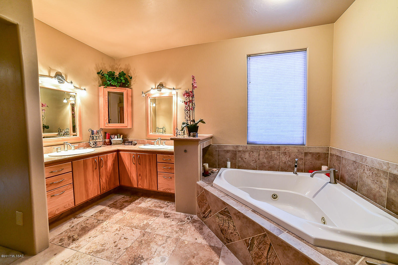 Coyote Creek (1-395) - Residential