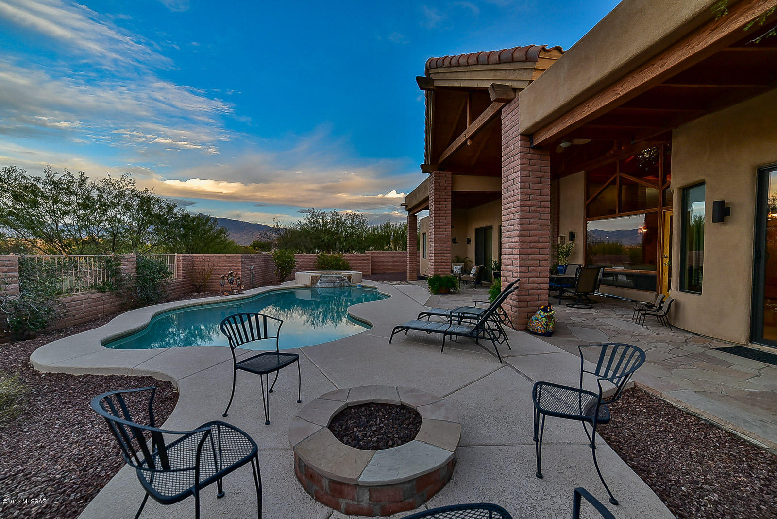 Coyote Creek (1-395) - Residential