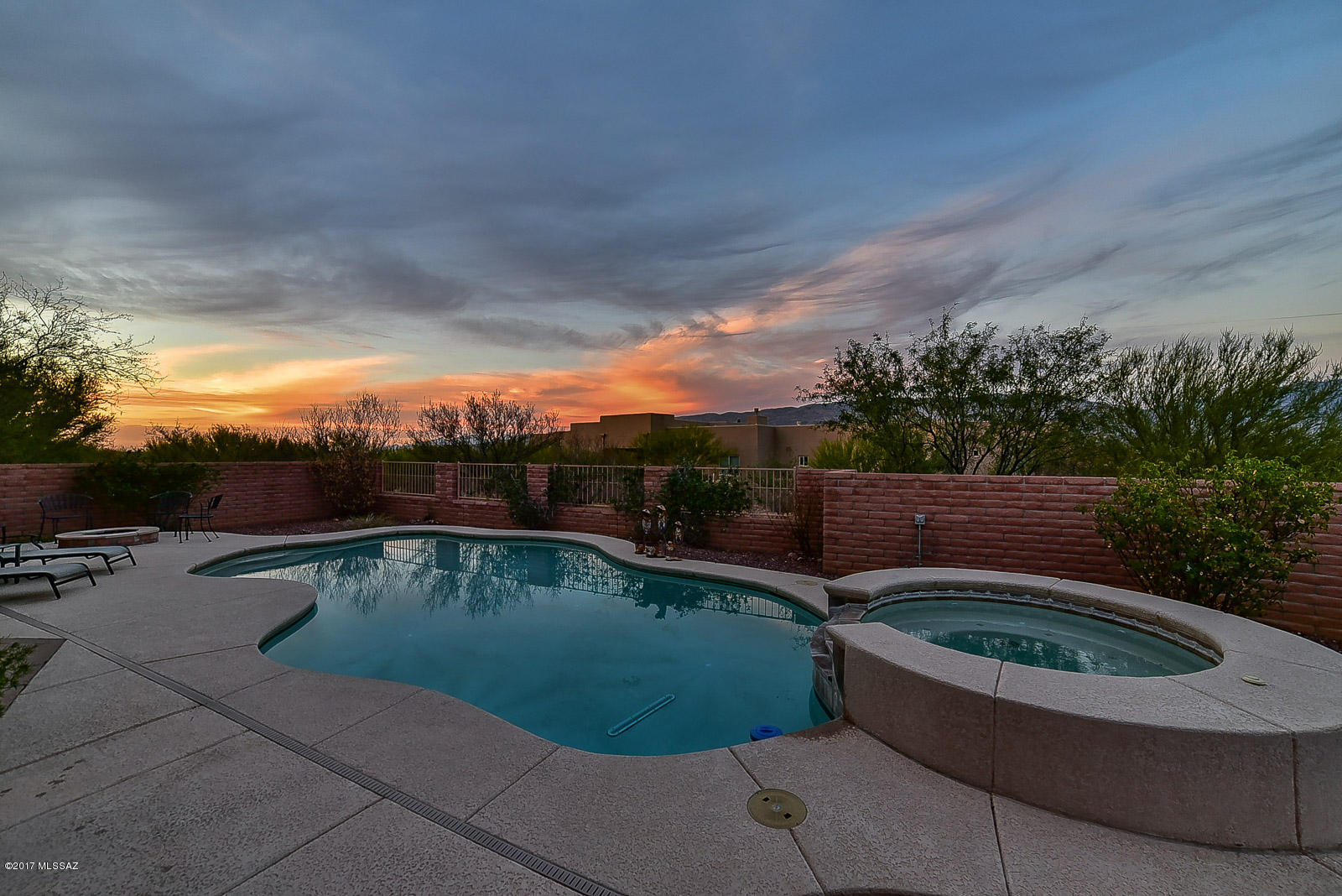 Coyote Creek (1-395) - Residential