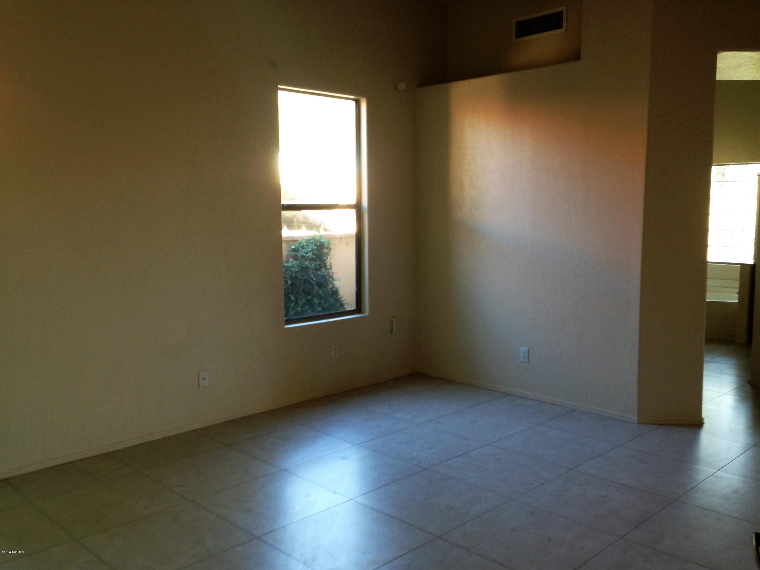 La Villa At Pantano (1-37) - Residential Lease