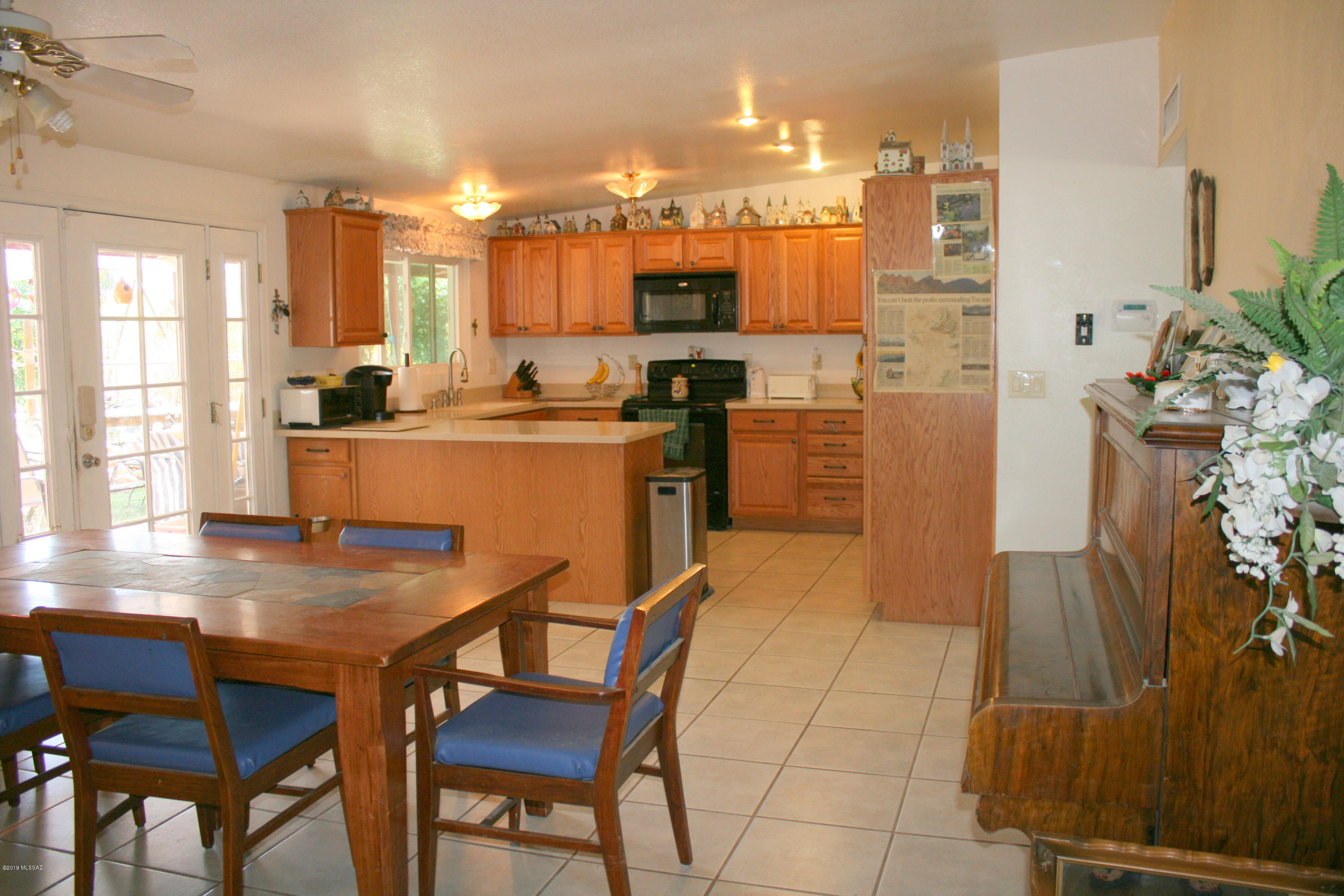 Casas Adobes Estates (541-618) - Residential