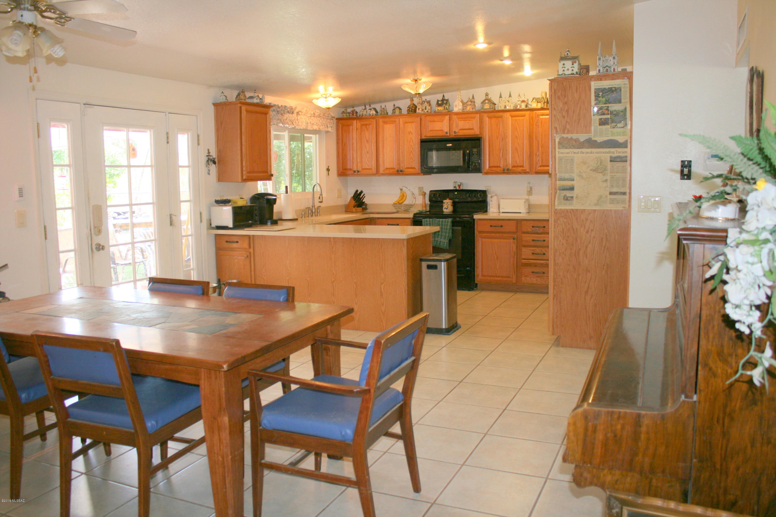 Casas Adobes Estates (541-618) - Residential