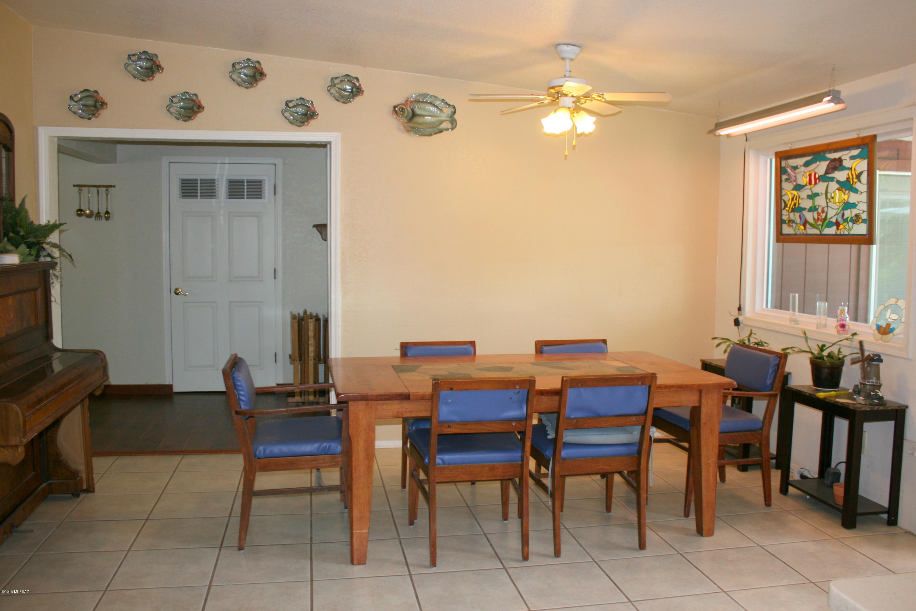Casas Adobes Estates (541-618) - Residential