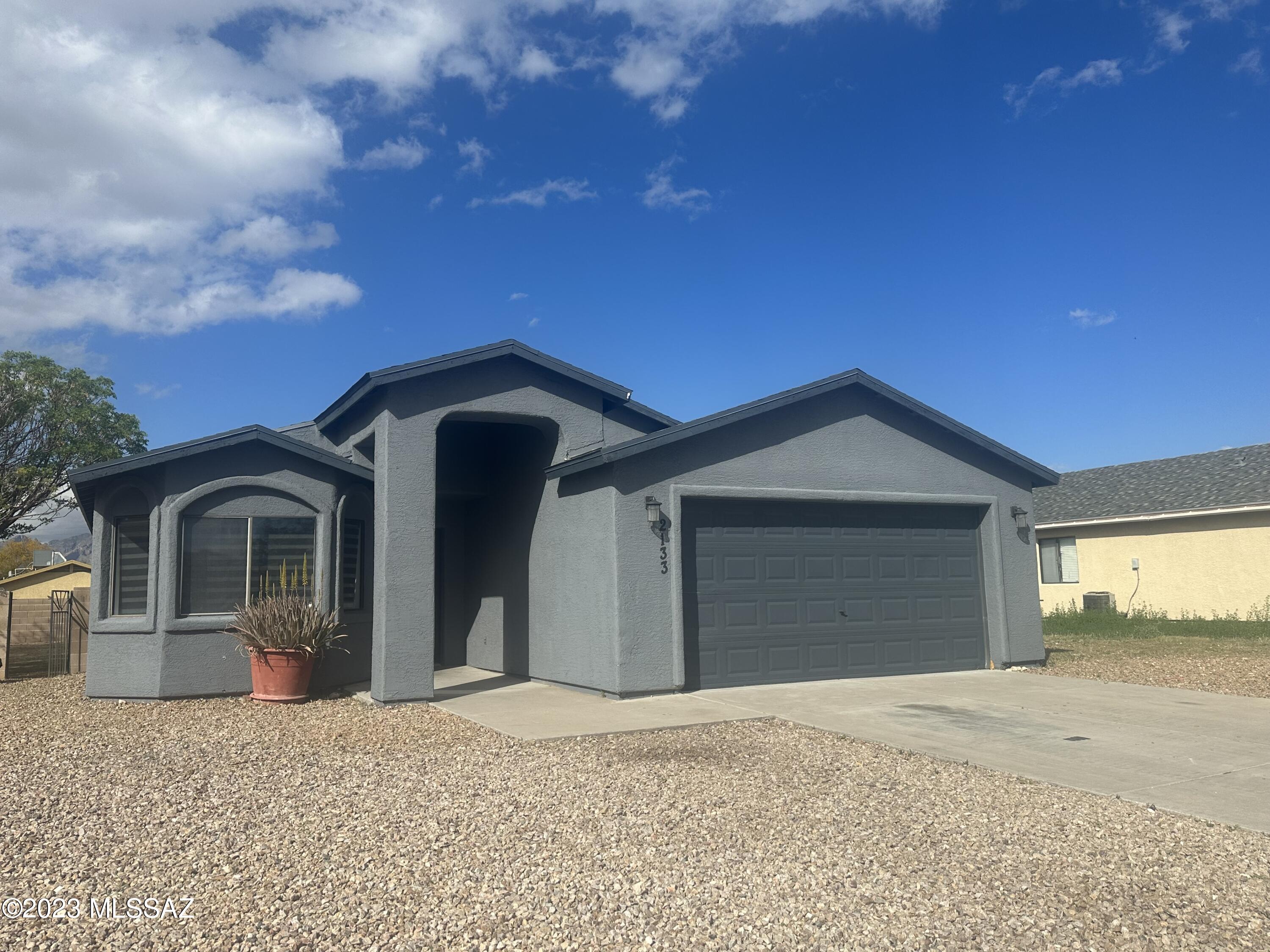 Beautifully upgraded 3-bedroom, 2-bathroom home! This home features tile throughout, granite countertops, an additional room that can be used as a den/office, large backyard and separate laundry room! Conveniently located near three schools and Costo by the I-10 Kino exit! Come see this home today before it's rented!
