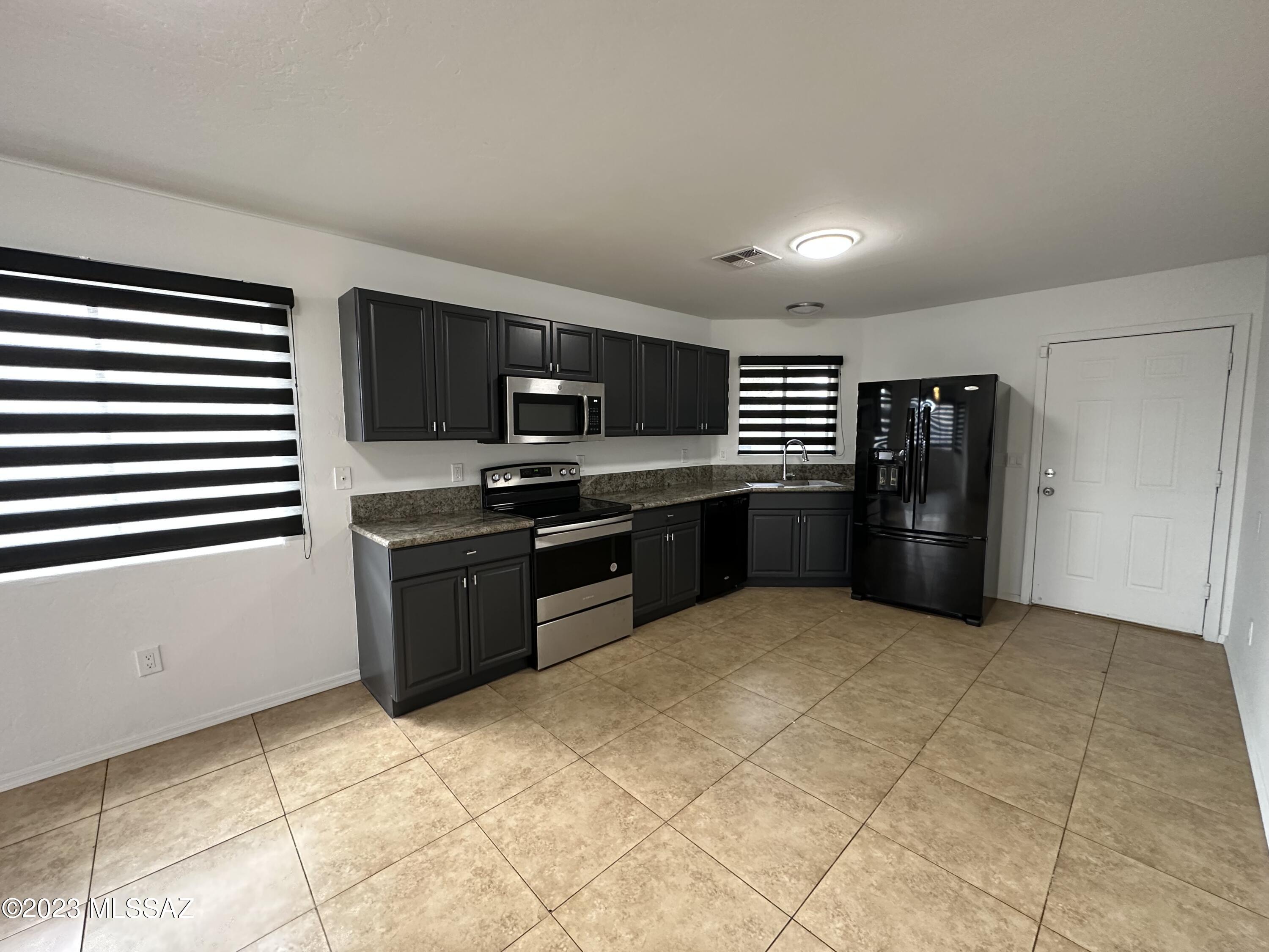 Sunland Vista - Residential Lease