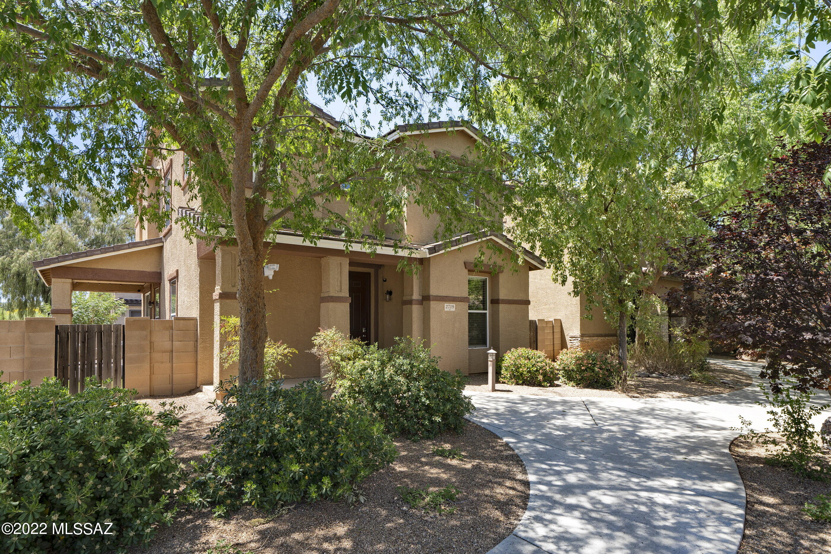 Catalina Vistas - Residential