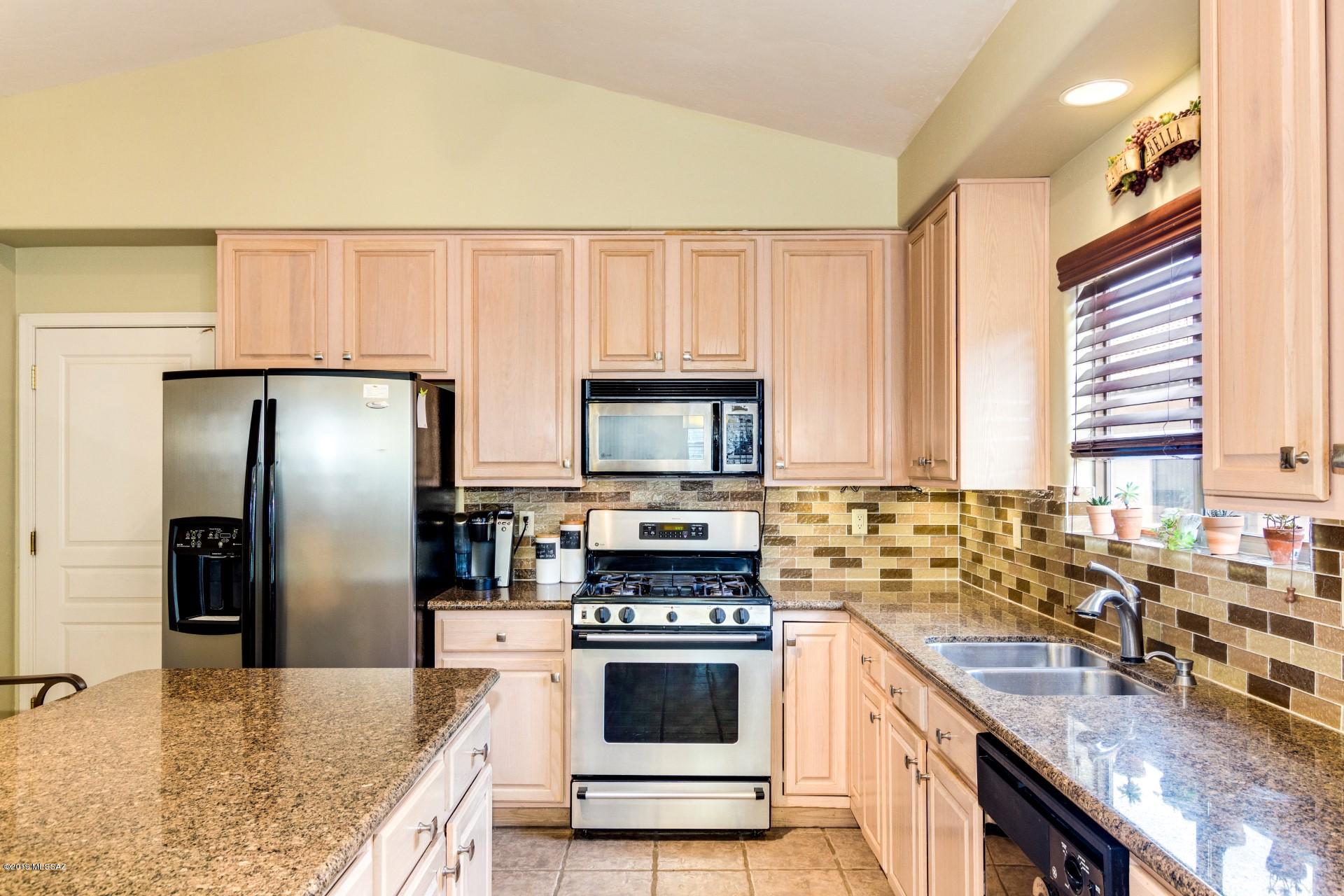 Sabino Mountain (1-290) - Residential
