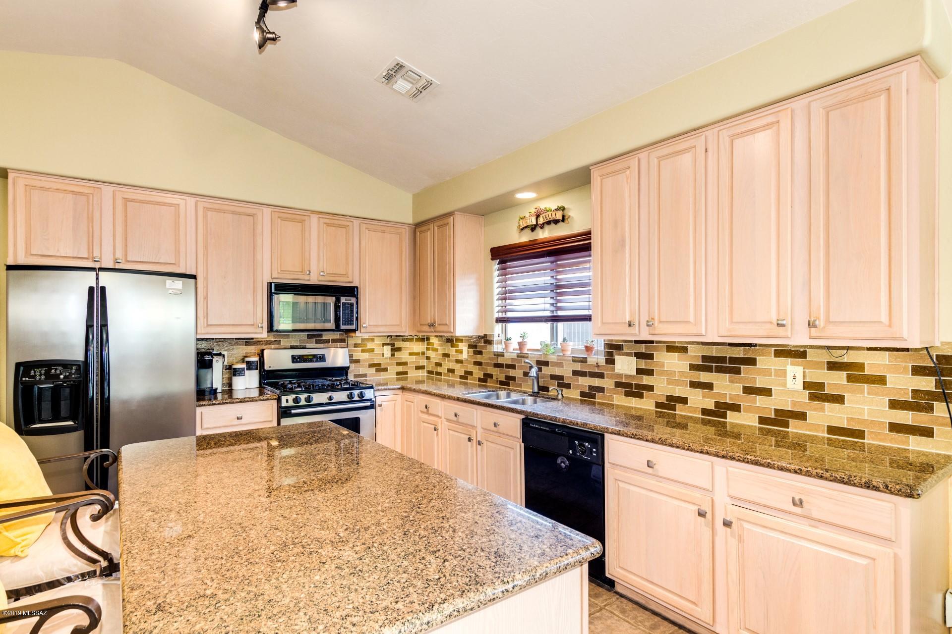 Sabino Mountain (1-290) - Residential