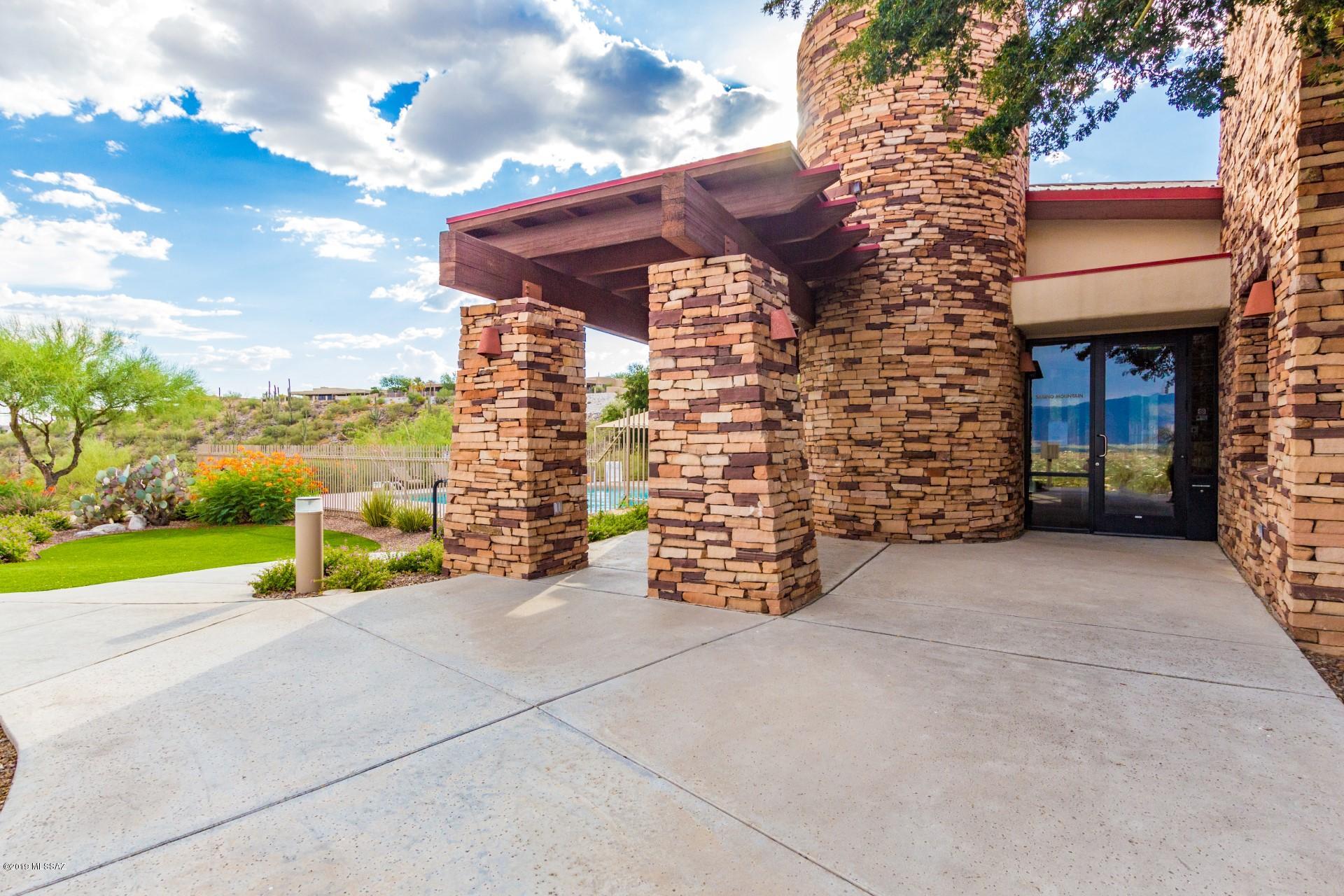Sabino Mountain (1-290) - Residential