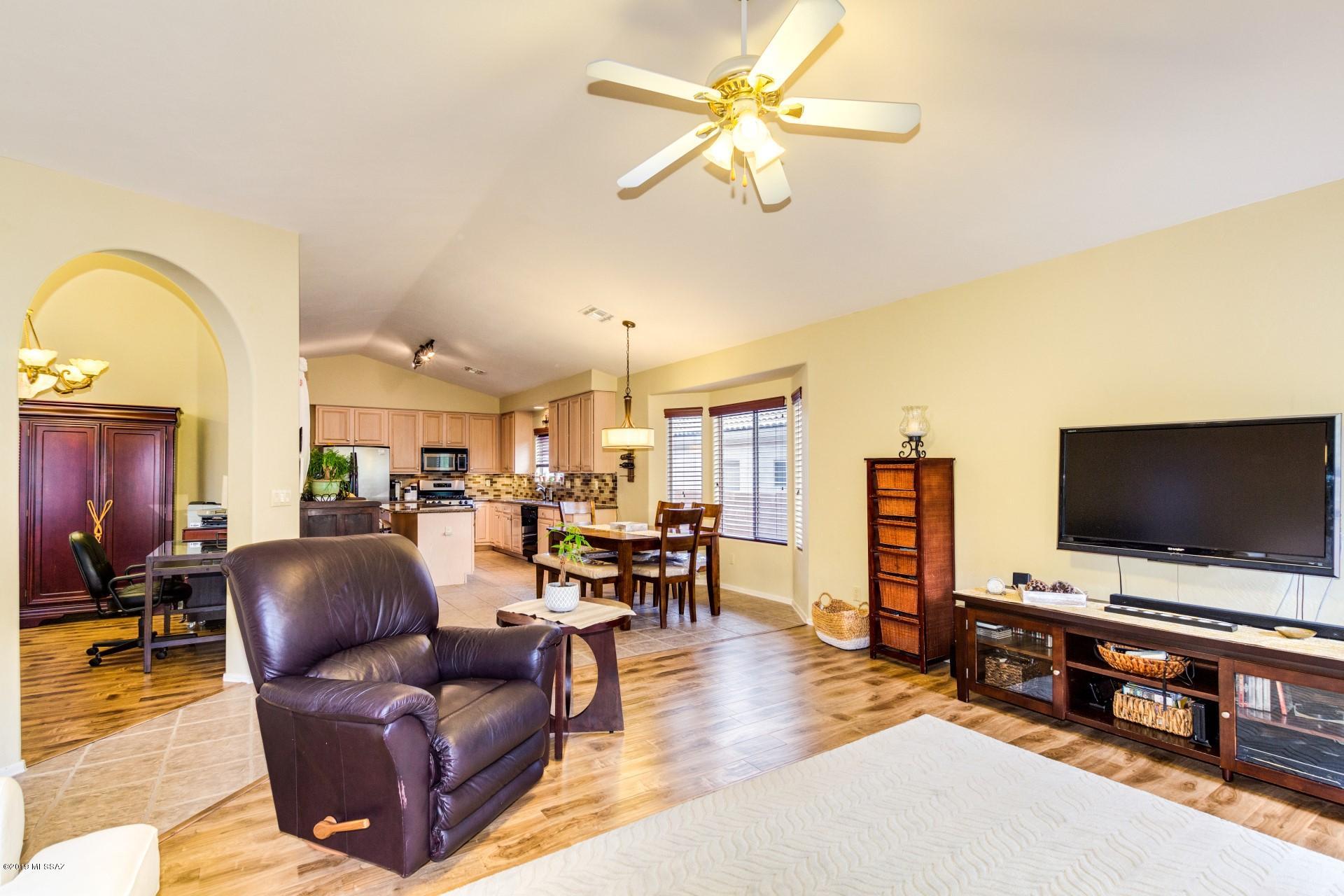 Sabino Mountain (1-290) - Residential