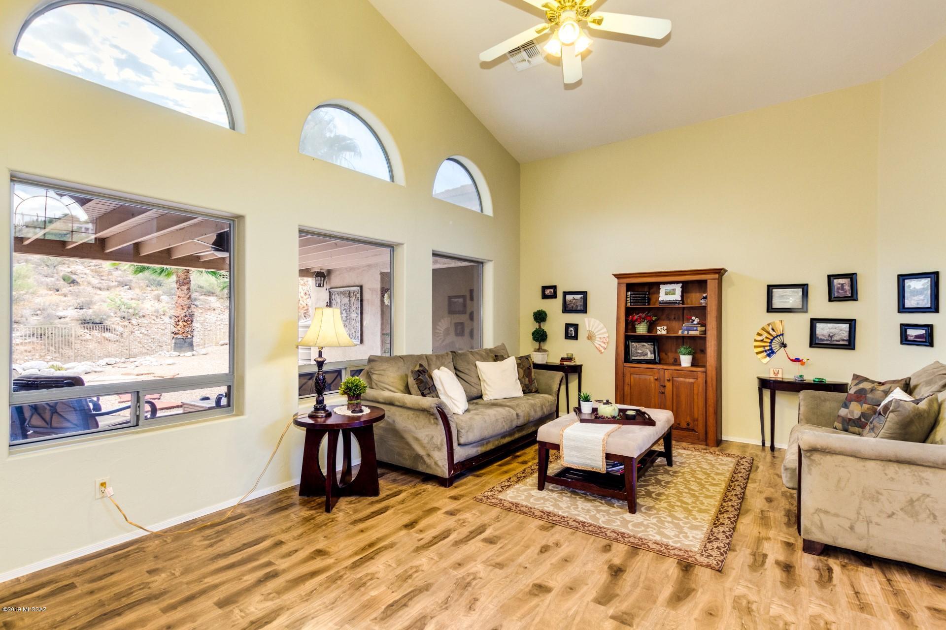 Sabino Mountain (1-290) - Residential