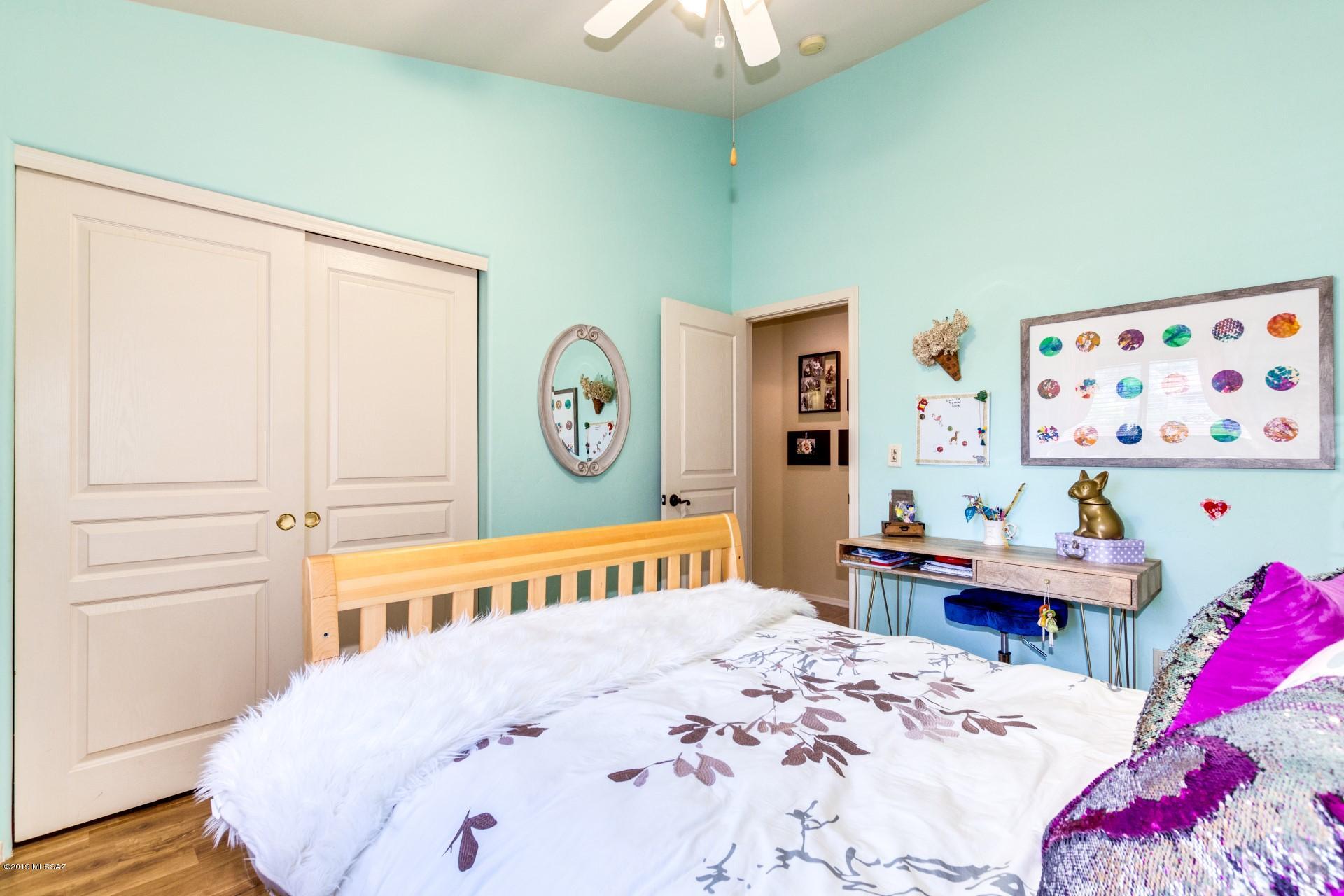 Sabino Mountain (1-290) - Residential
