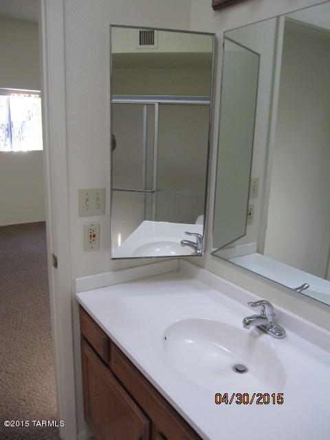 Woodland Villas Condos - Residential Lease