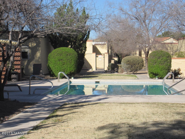 Woodland Villas Condos - Residential Lease