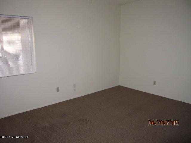 Woodland Villas Condos - Residential Lease