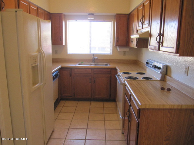 Woodland Villas Condos - Residential Lease