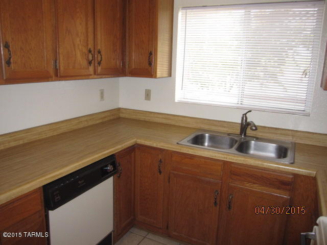 Woodland Villas Condos - Residential Lease