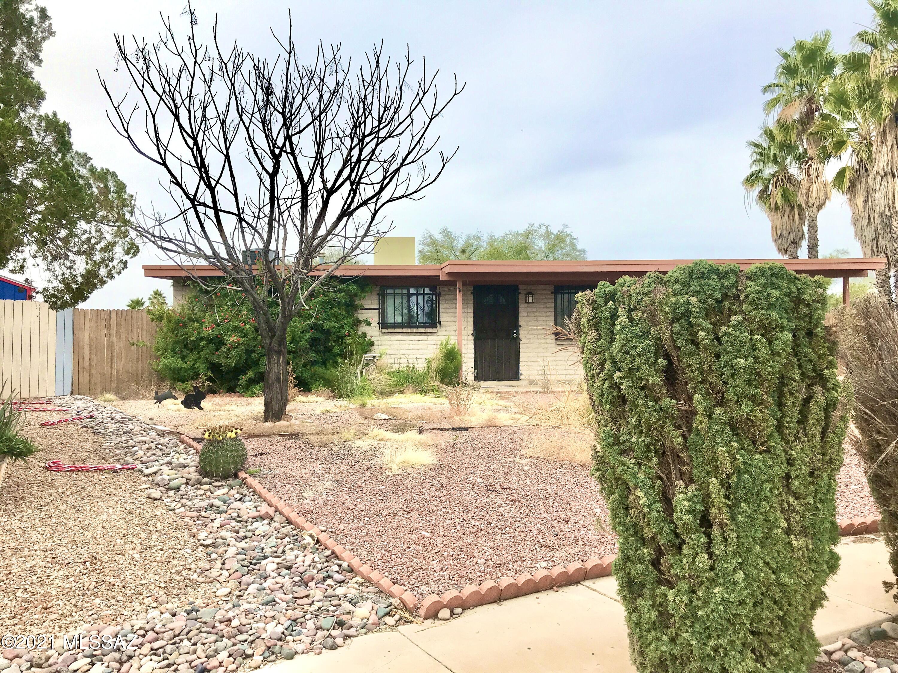 Investor's special!  HVAC replaced in 2016, sparkling pool with newer pool pump in 2017 (variable speed, energy efficient), all on 0.2 acres.  Property is being sold ''As-is''.  Cash / Conventional.
