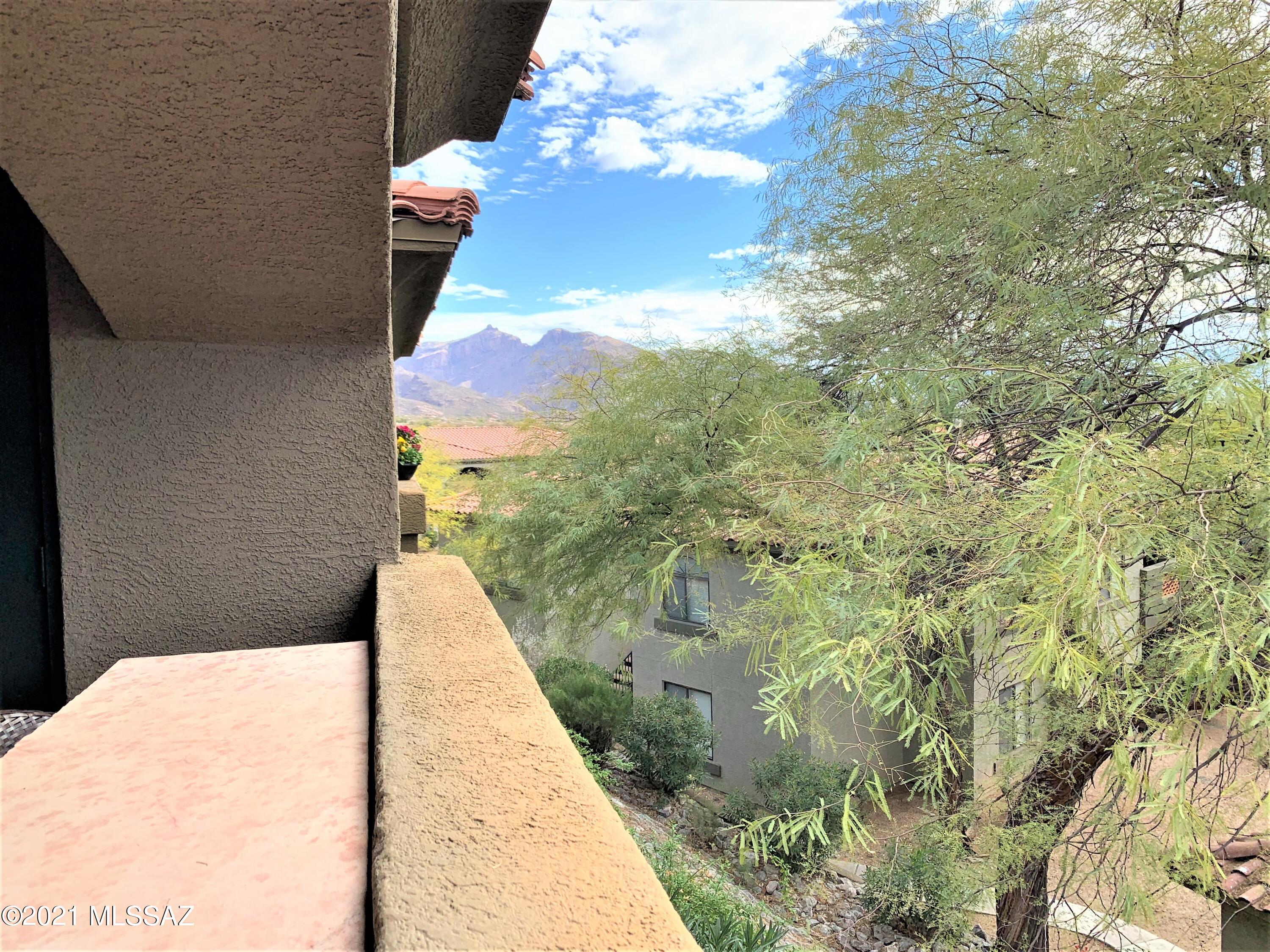 Veranda at Ventana Condominiums - Residential