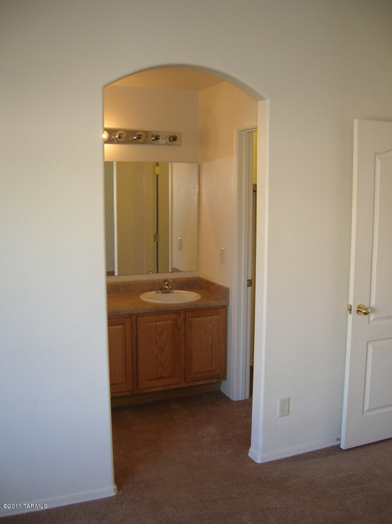 Rosevale (1-137) - Residential Lease