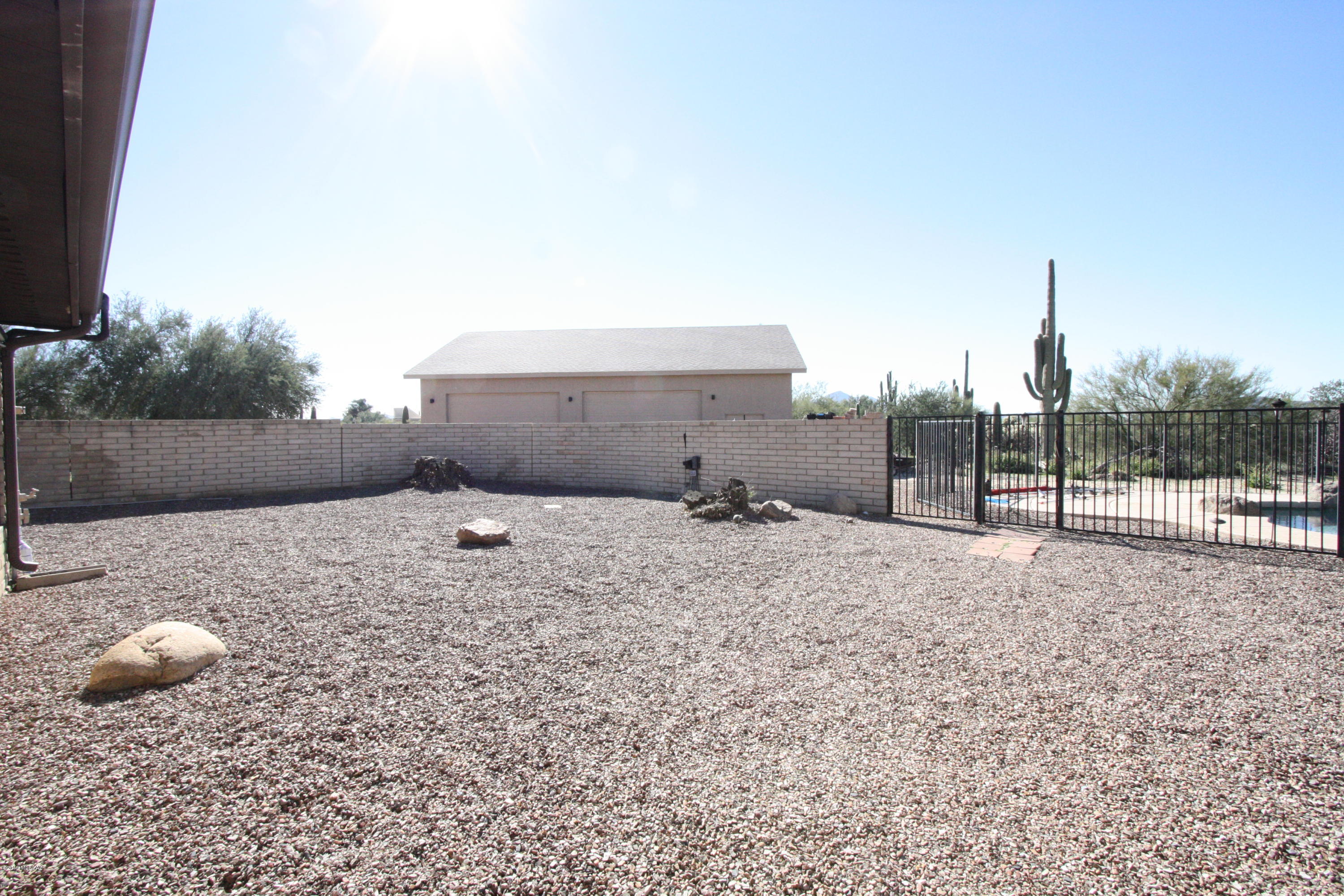 Unsubdivided - Residential Lease