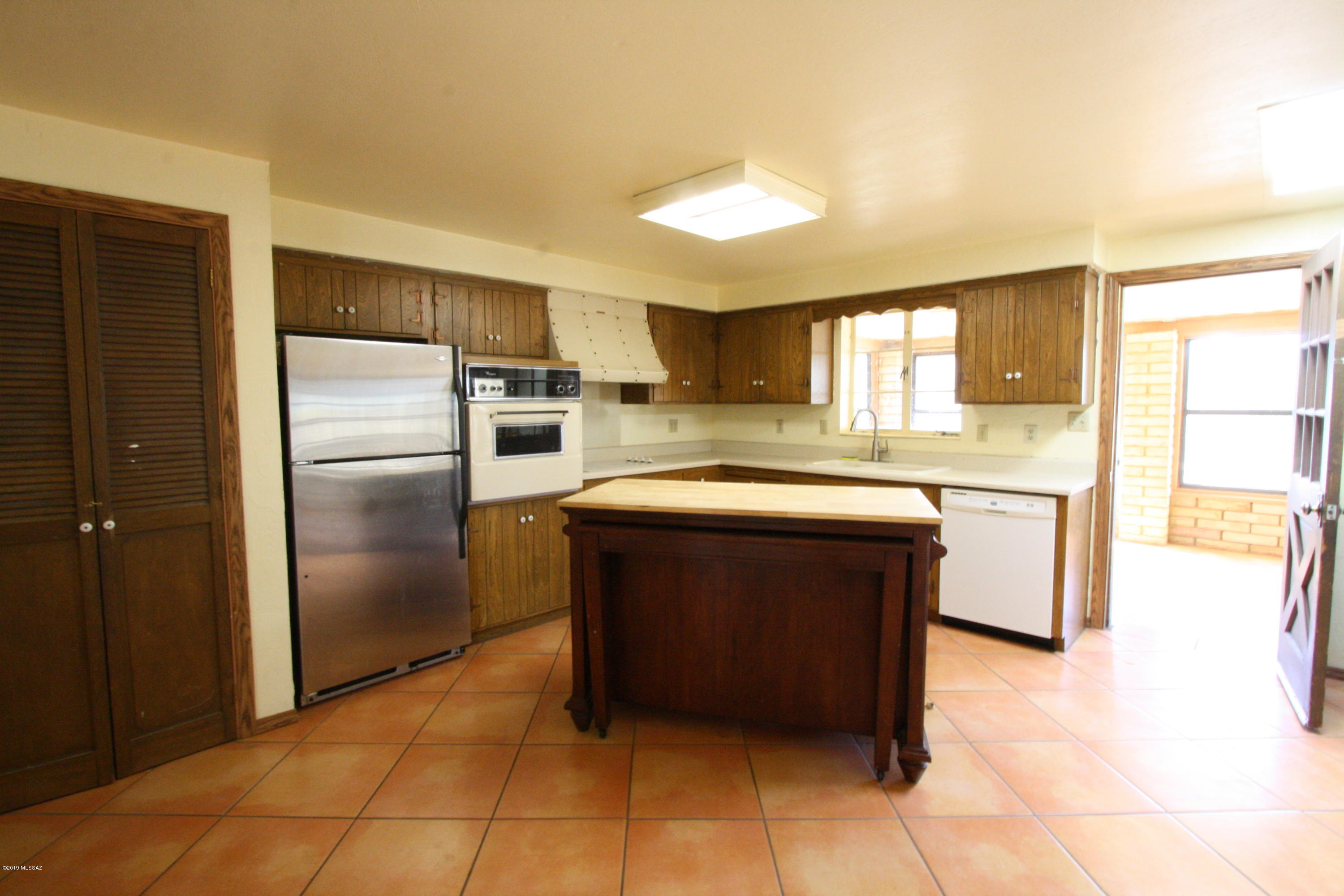 Unsubdivided - Residential Lease