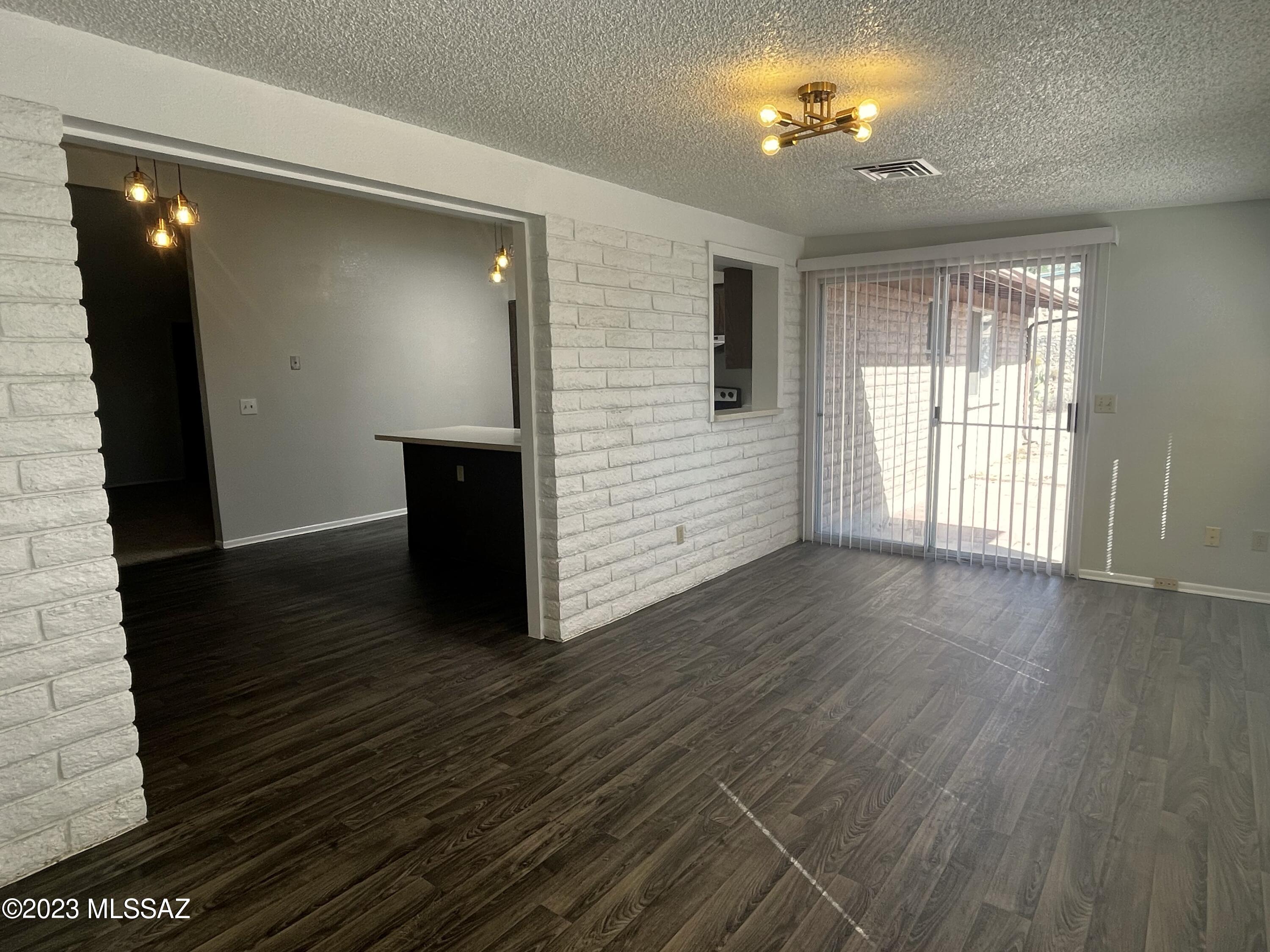 Heritage Hills(1-119) - Residential Lease