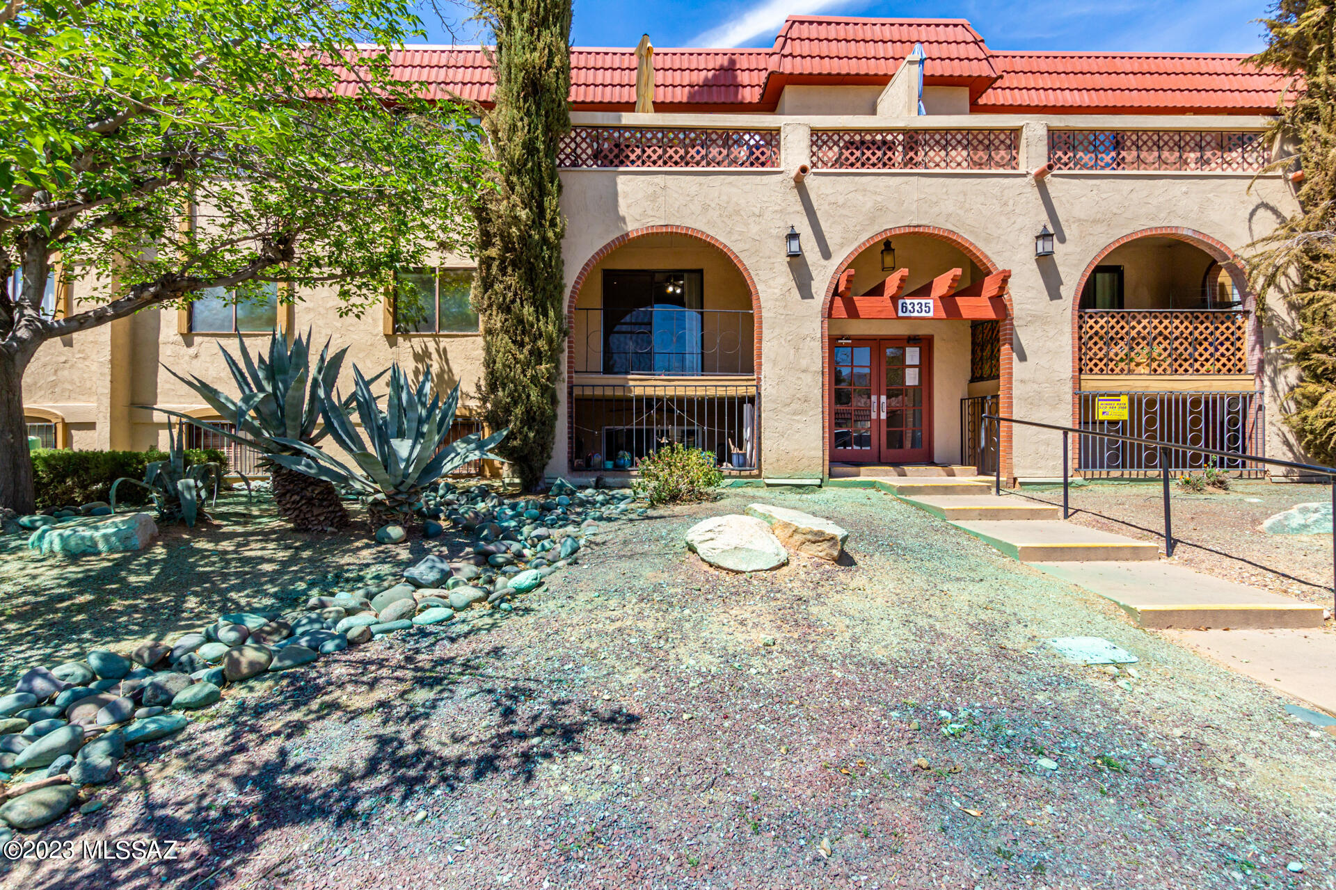 Priced to sell, redo to your own style! Balcony with view of Catalinas and Sunrise. Great for starter, student, empty nest, snowbird. Offers looked at Monday, April 24 @ 5pm.