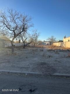 This prime piece of vacant land offers the perfect opportunity to create your ideal living space. Situated in a well-established neighborhood, you'll enjoy being conveniently close to schools, shopping centers, parks, and more. Whether you're looking to build a custom home or make a sound investment, this property offers endless potential.