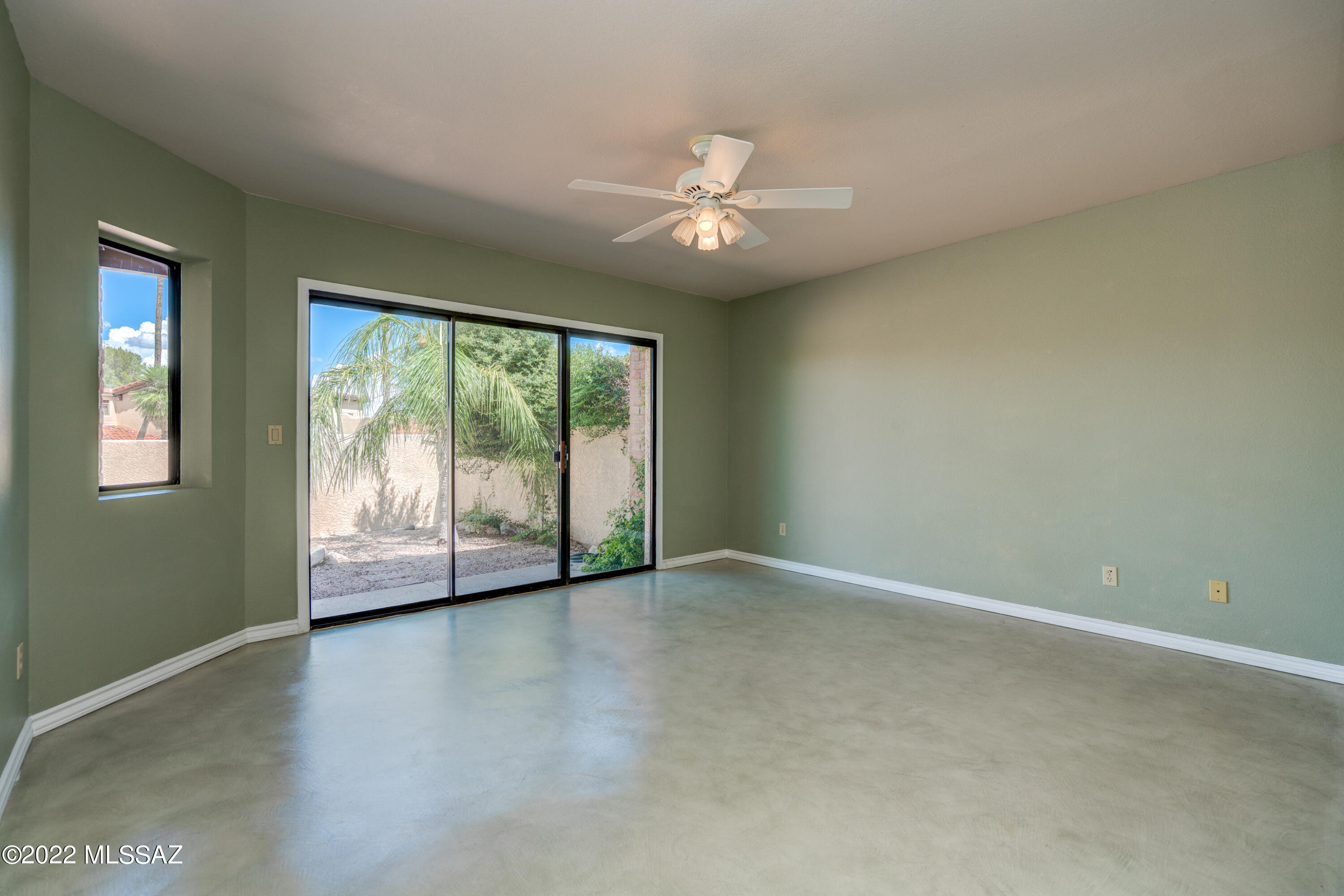 Valle Del Oro Townhomes (1-90) - Residential
