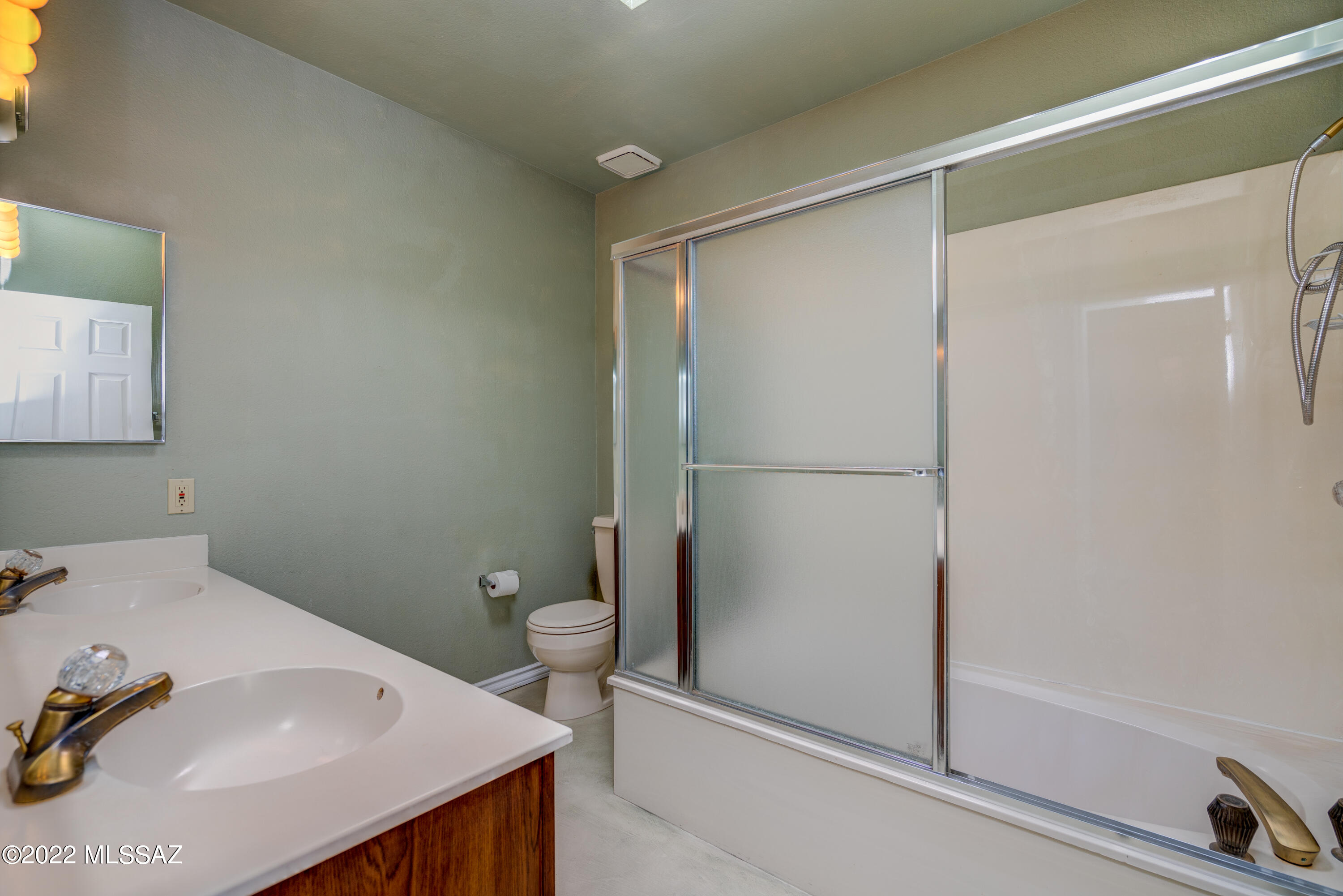 Valle Del Oro Townhomes (1-90) - Residential