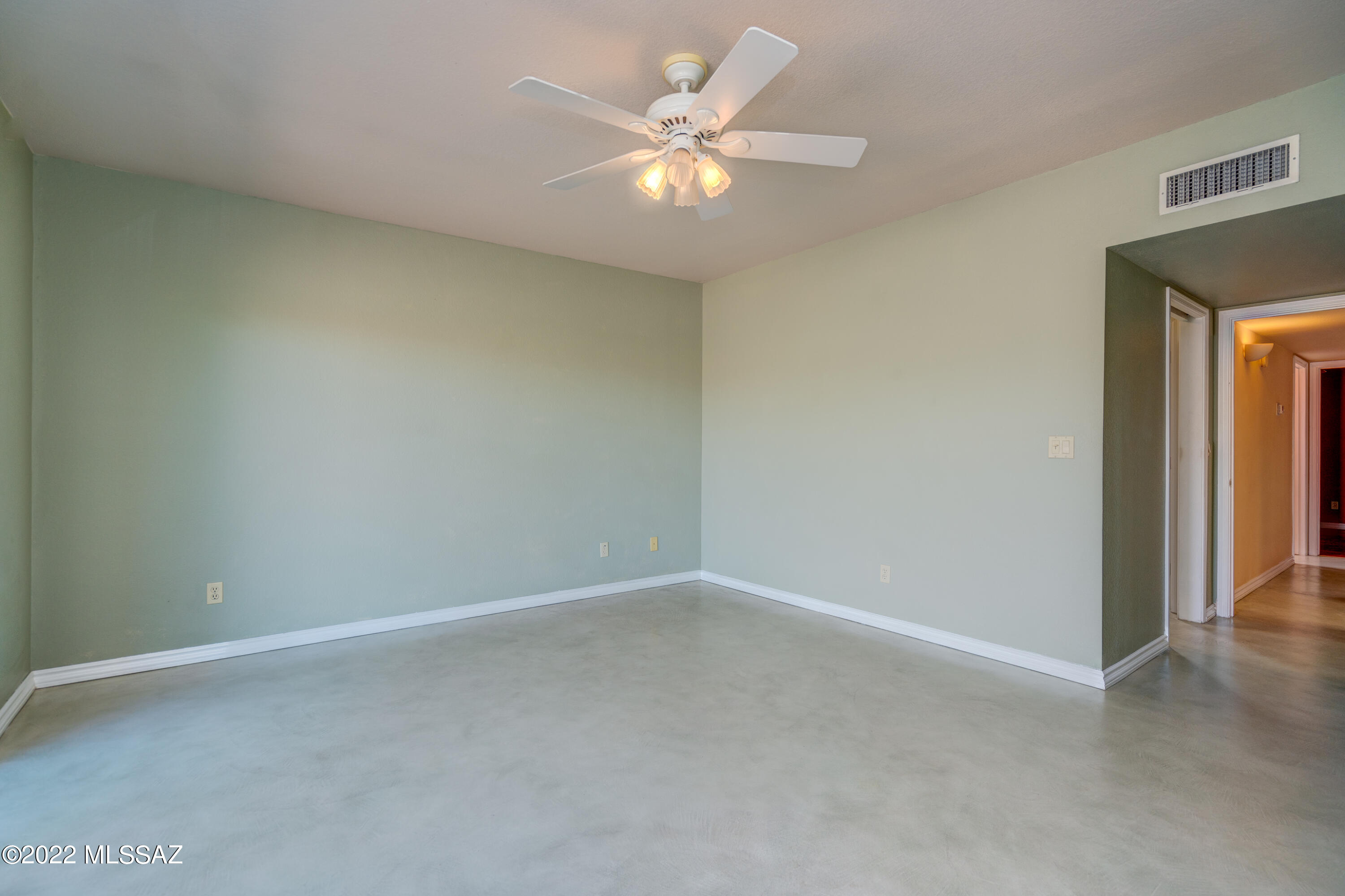 Valle Del Oro Townhomes (1-90) - Residential