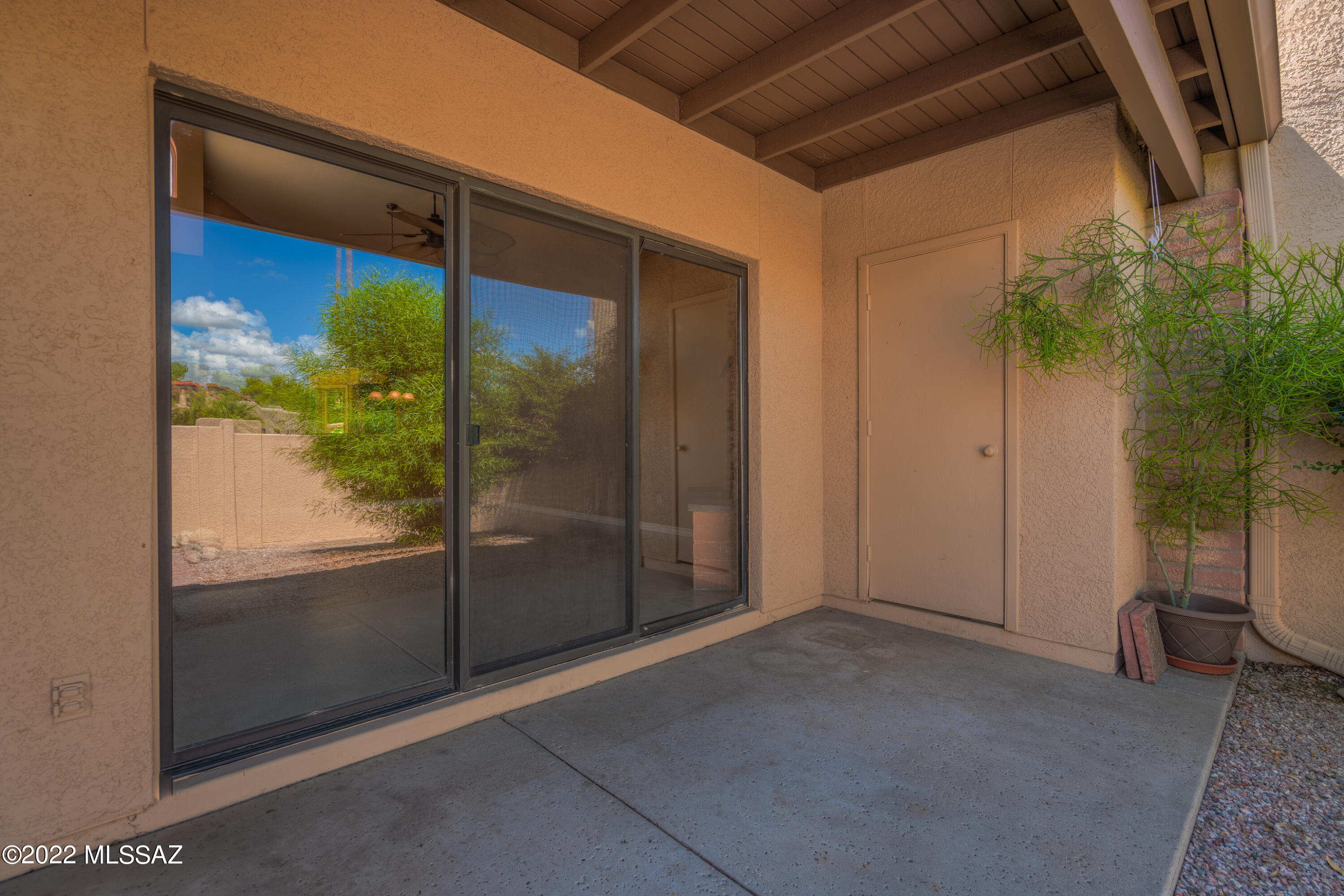 Valle Del Oro Townhomes (1-90) - Residential