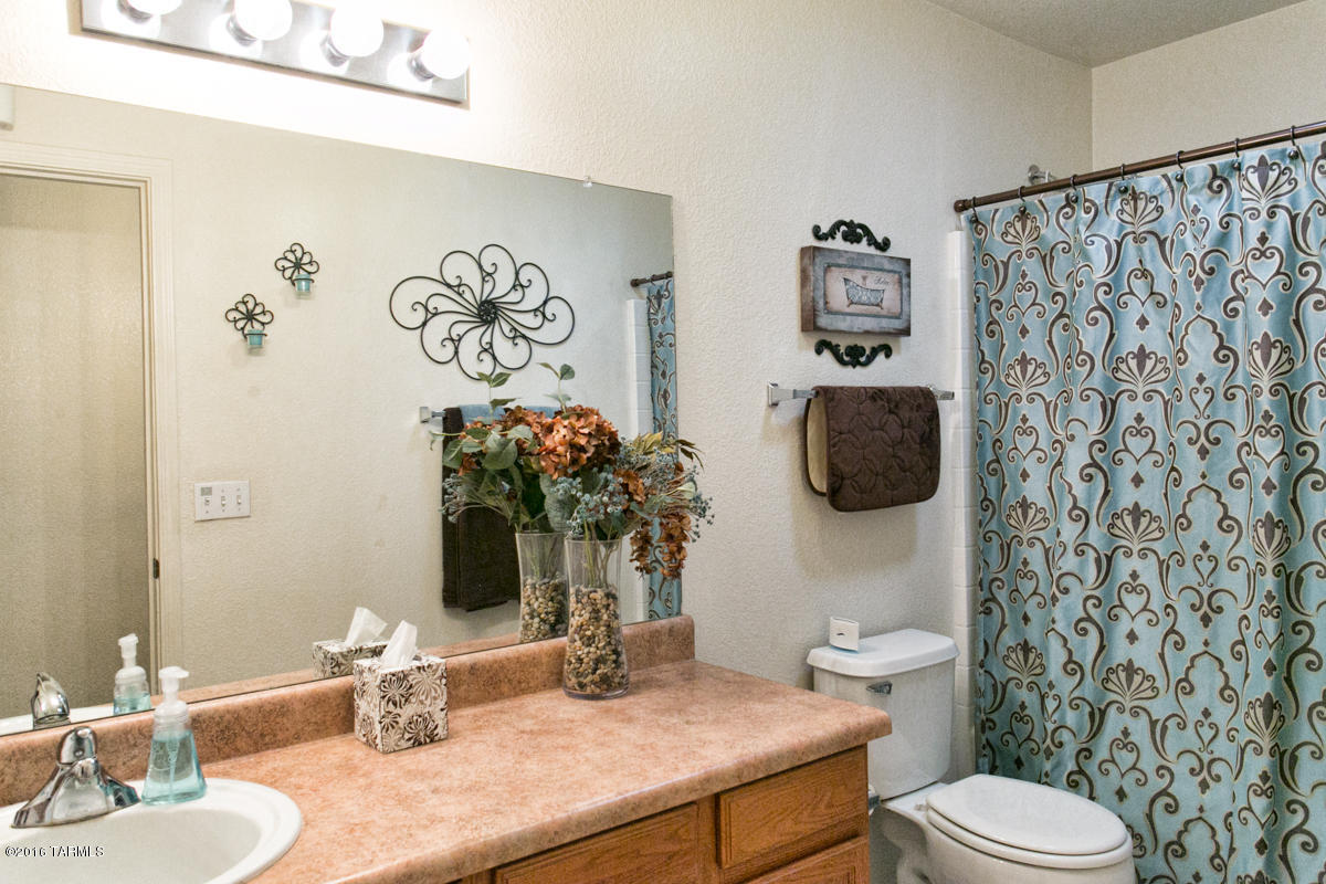 Oak Tree At Midvale (621-740) - Residential