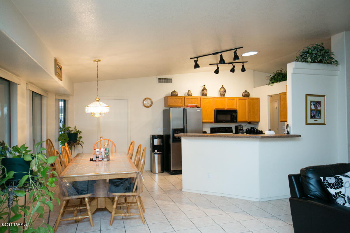 Oak Tree At Midvale (621-740) - Residential