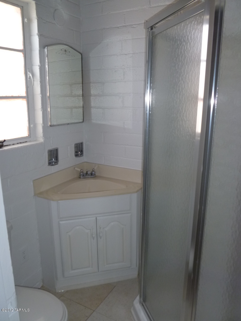 Speedway View Add Resub L4 & 9 - Residential Lease