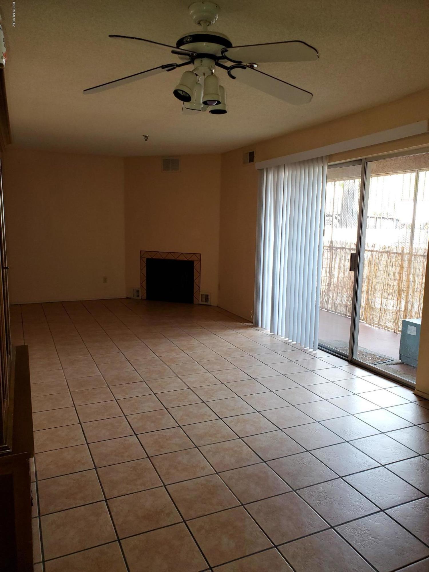 La Vida - Residential