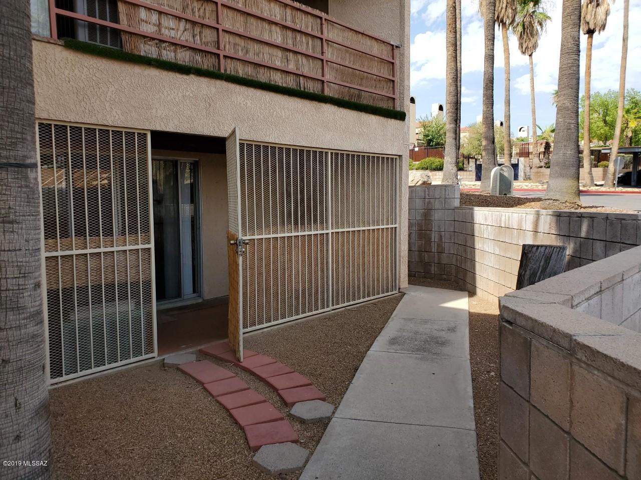 La Vida - Residential