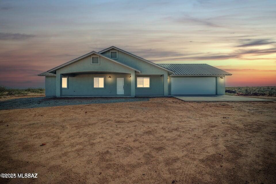 NEW CONSTRUCTION - Multiple plans to choose from! Your dream home awaits on 1.53 acres with gorgeous views. Custom Features include: Two Master Bedrooms, Split Floor Plan, High efficiency vinyl windows, Vaulted ceilings, covered patios, Spacious kitchen with hardwood cabinets, Work island and so much more. 30 minutes from Tucson or Sierra Vista.