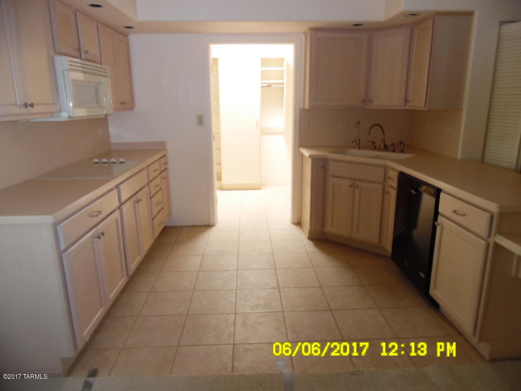 Casas Adobes Estates NO. 2-A Resub. - Residential
