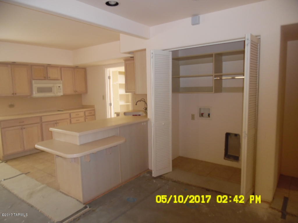 Casas Adobes Estates NO. 2-A Resub. - Residential