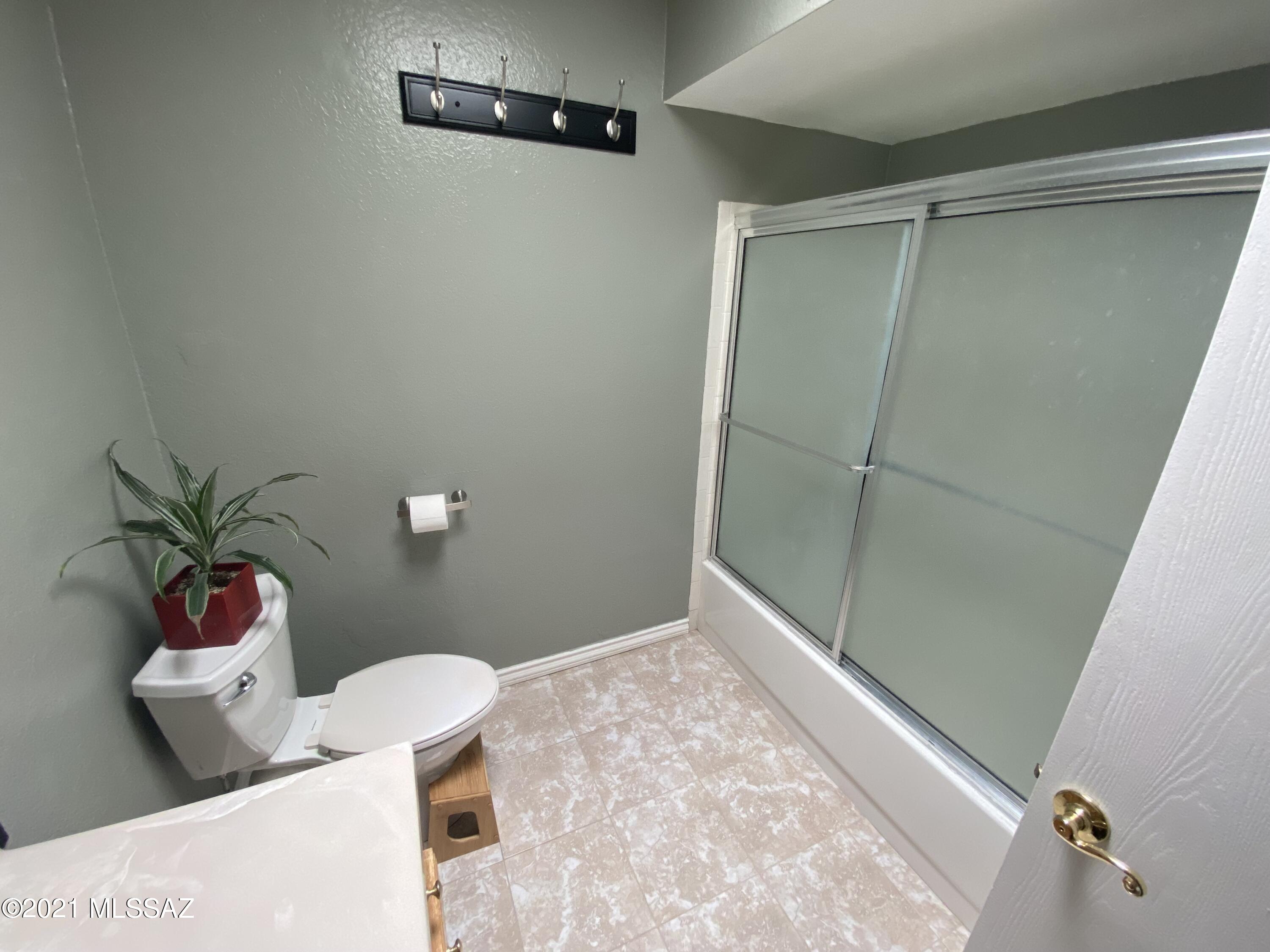 Lincoln Ridge (1-207) - Residential