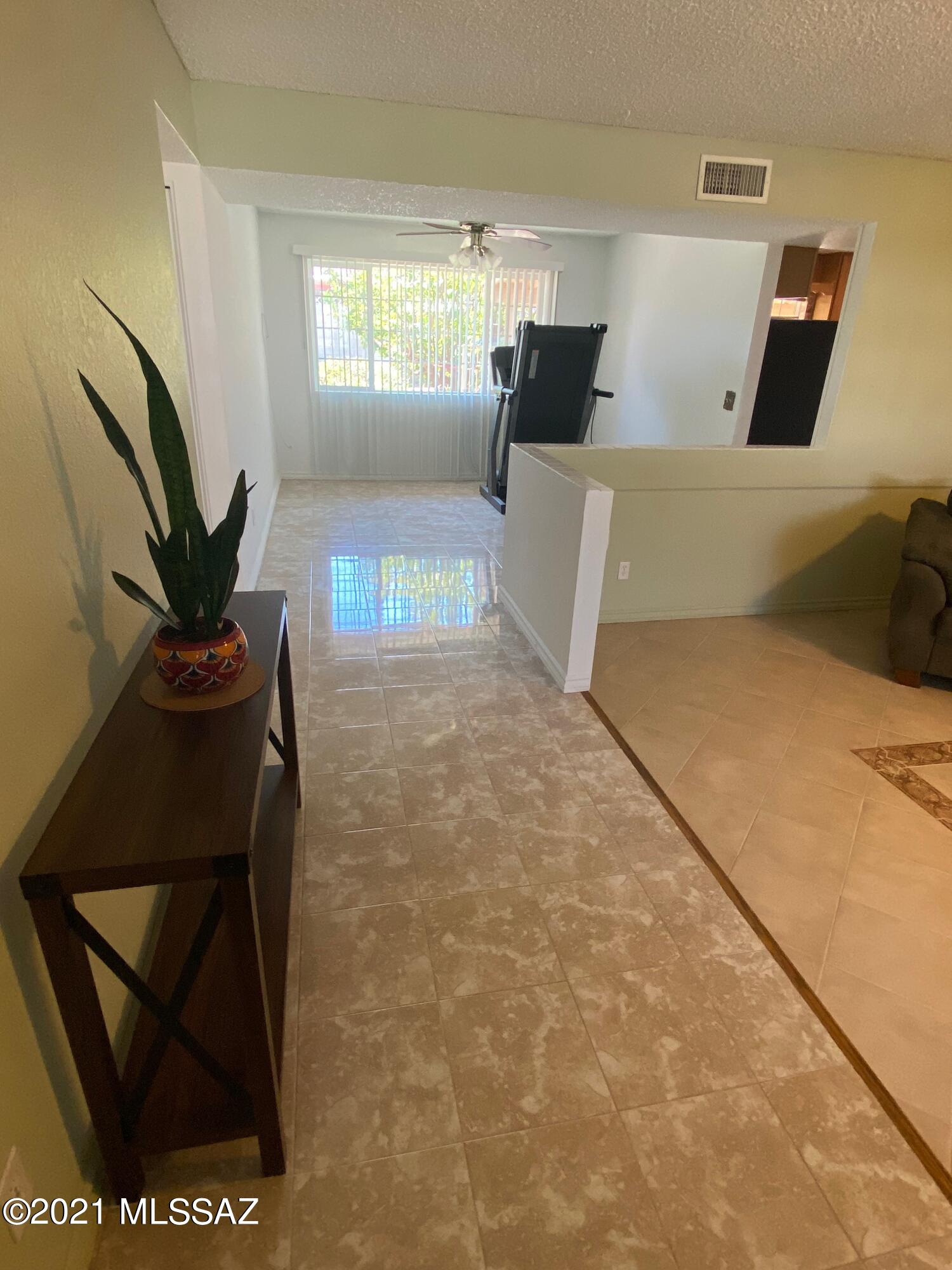 Lincoln Ridge (1-207) - Residential