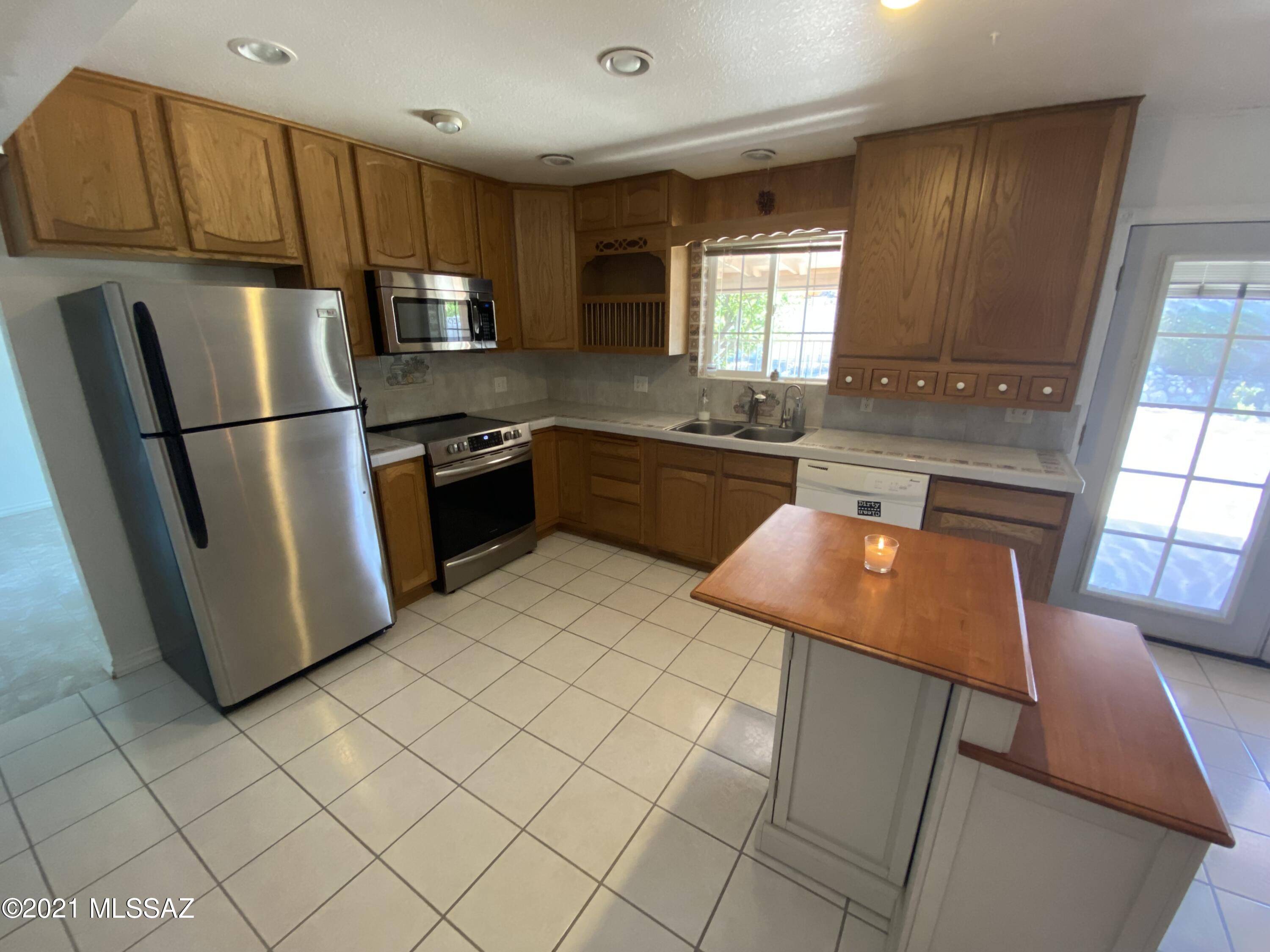 Lincoln Ridge (1-207) - Residential