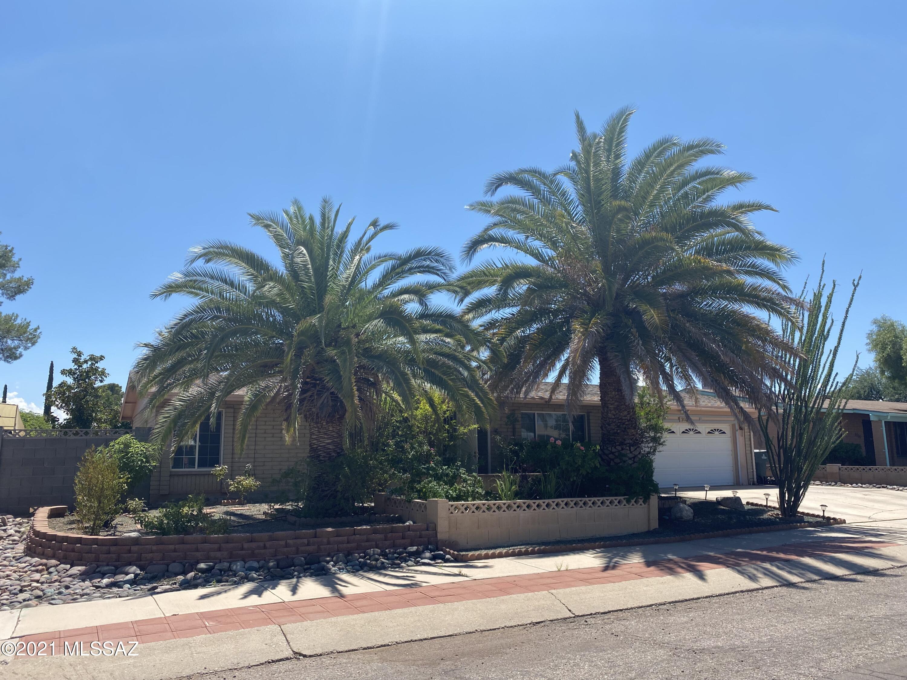 Lincoln Ridge (1-207) - Residential