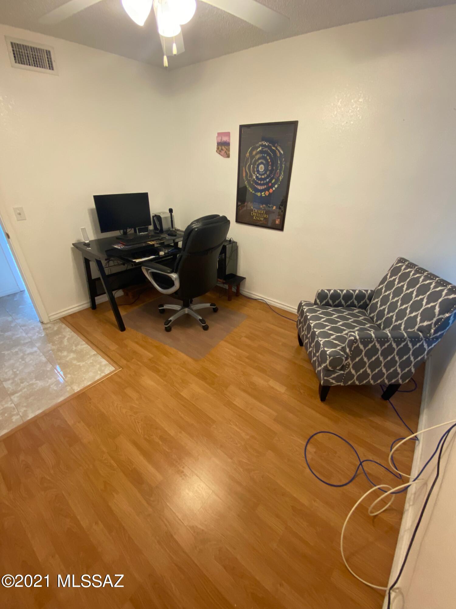 Lincoln Ridge (1-207) - Residential