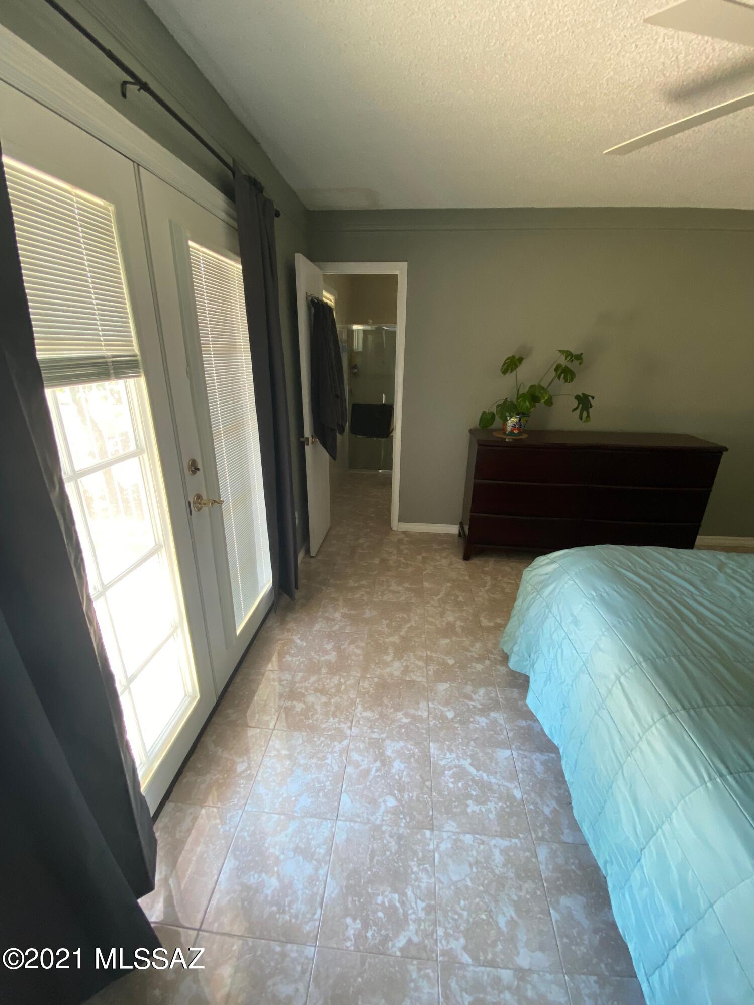 Lincoln Ridge (1-207) - Residential